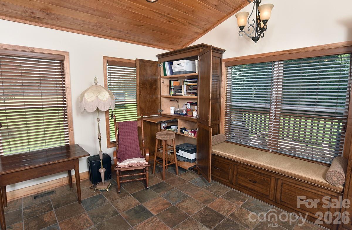 1175 Panhandle Road Property Photo 9