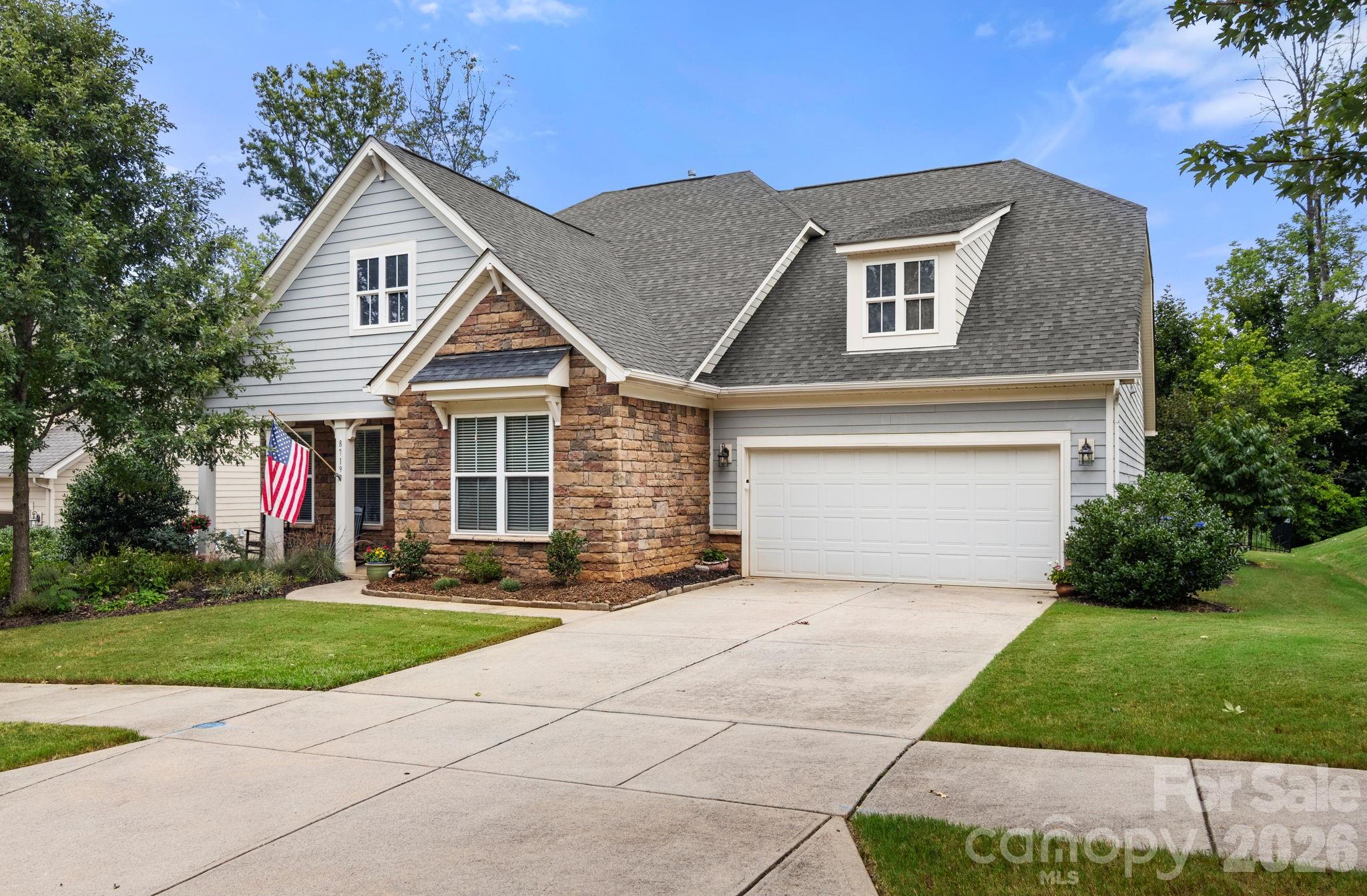 8719 Shadetree Street Property Photo 1
