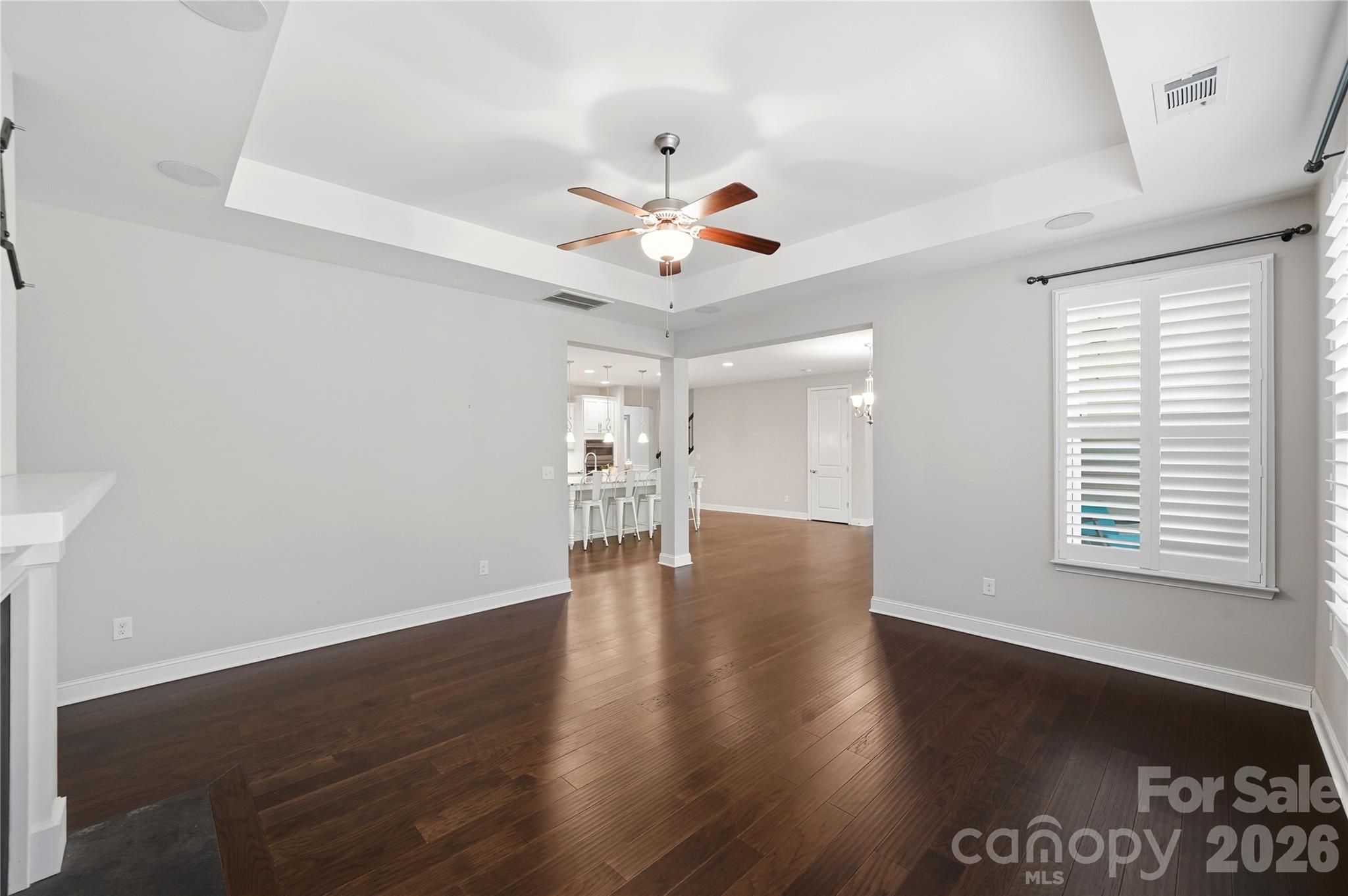 8719 Shadetree Street Property Photo 14