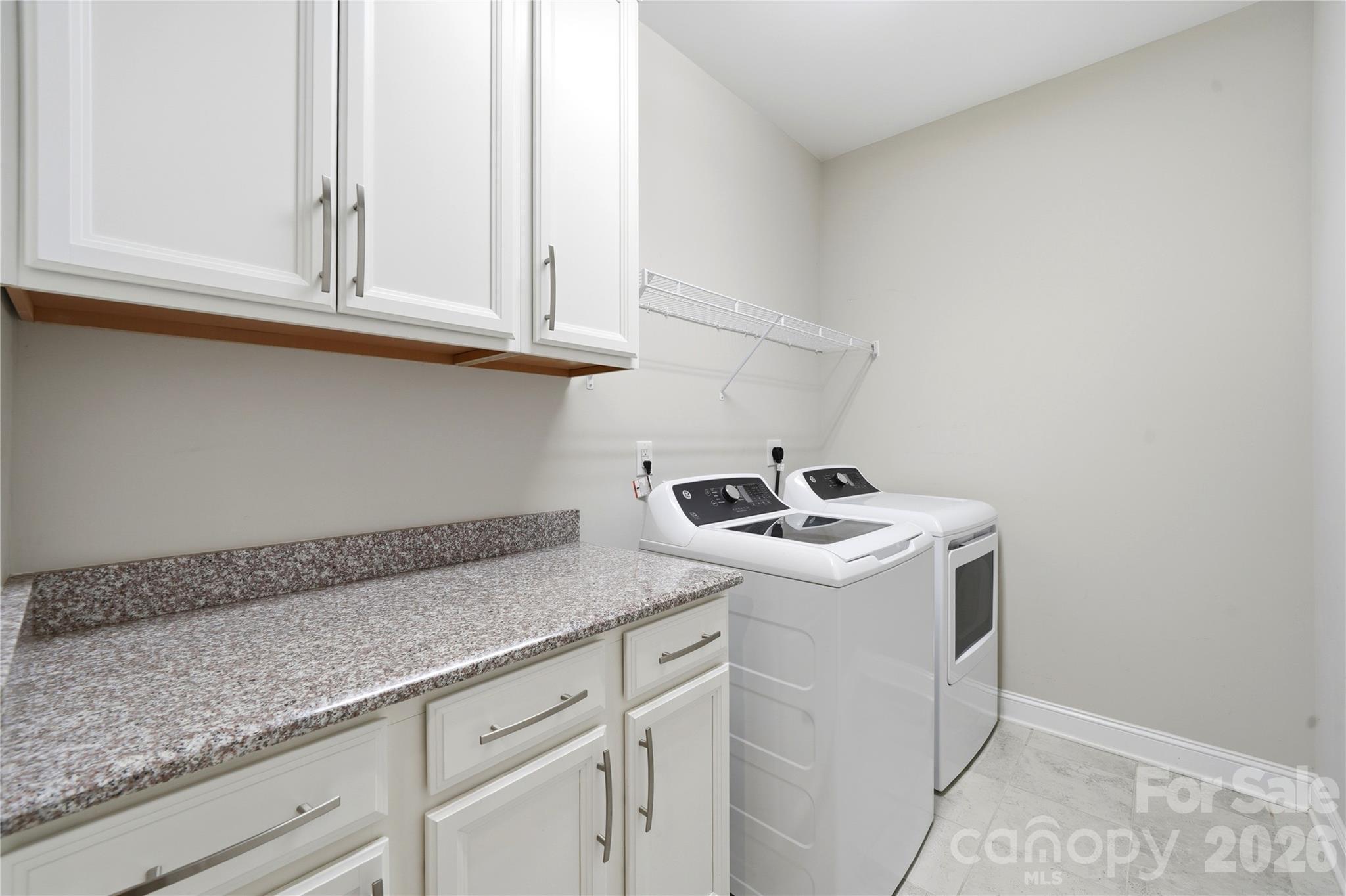 8719 Shadetree Street Property Photo 30