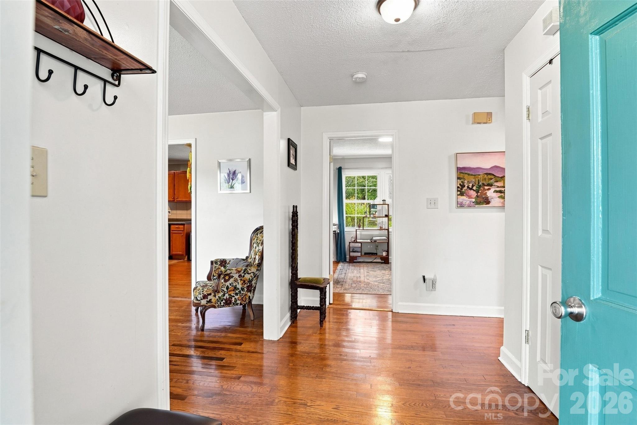 515 Lakewood Drive Property Photo 9