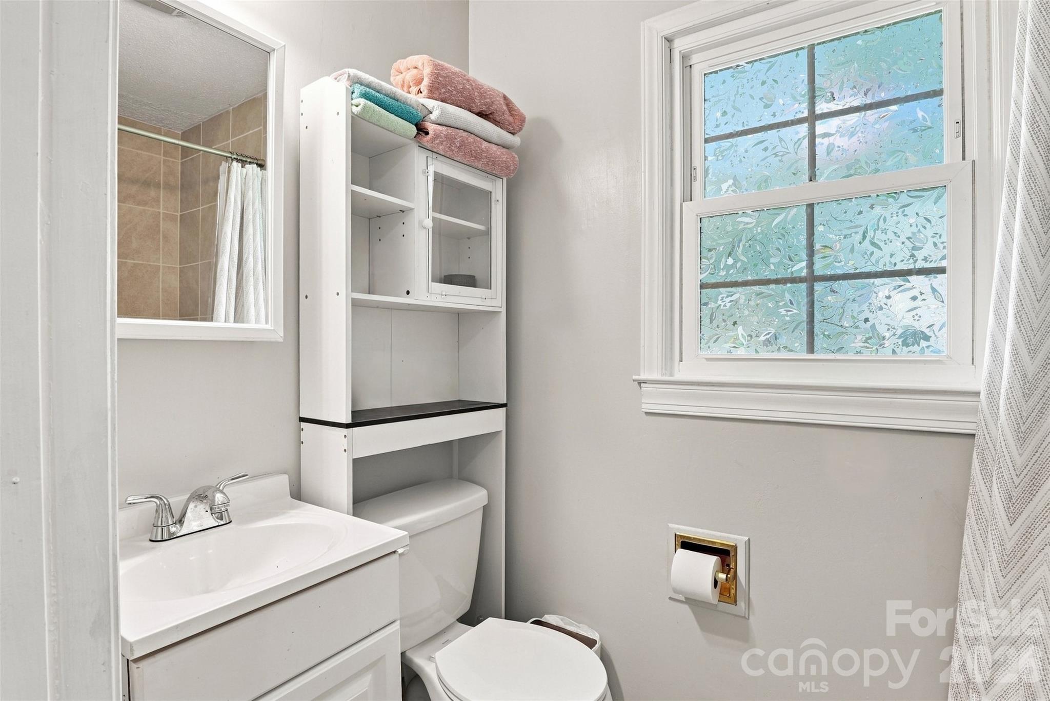 515 Lakewood Drive Property Photo 24