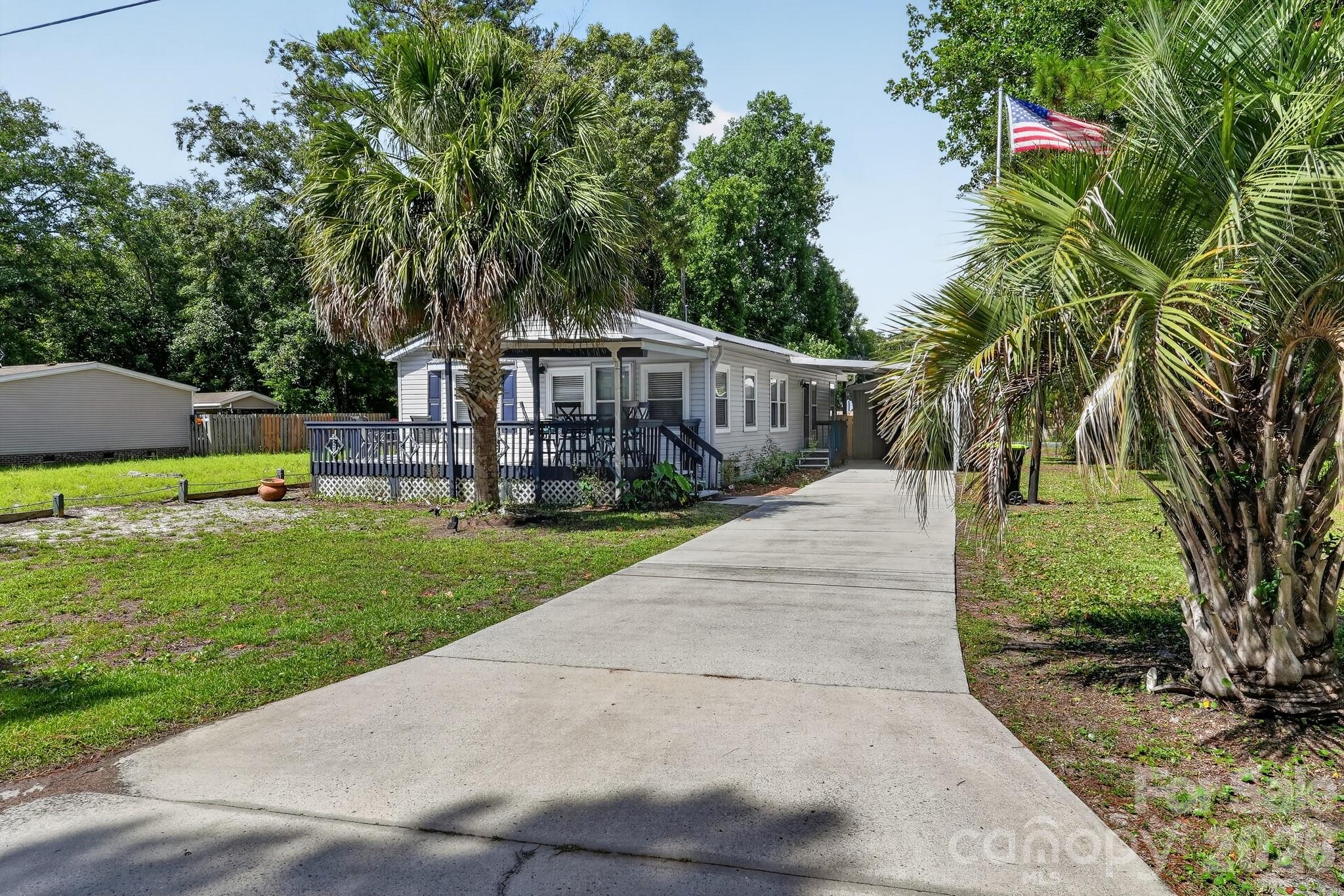 1742 Hideaway Road Property Photo 1