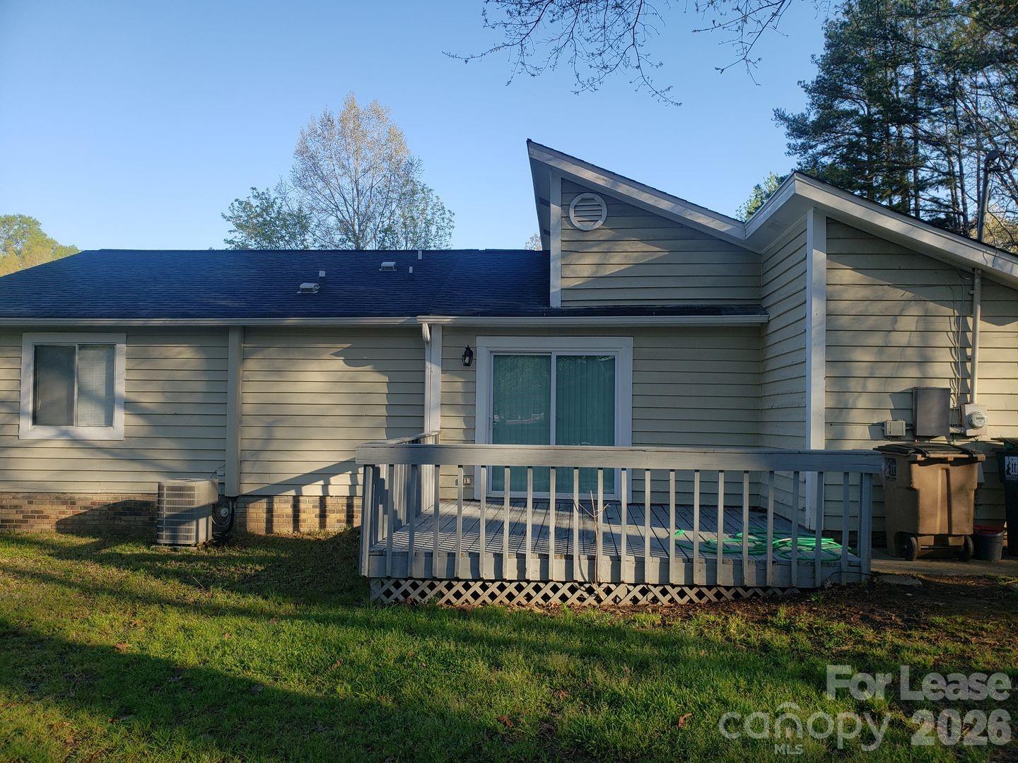 8111 Marcus Lane Property Photo 8