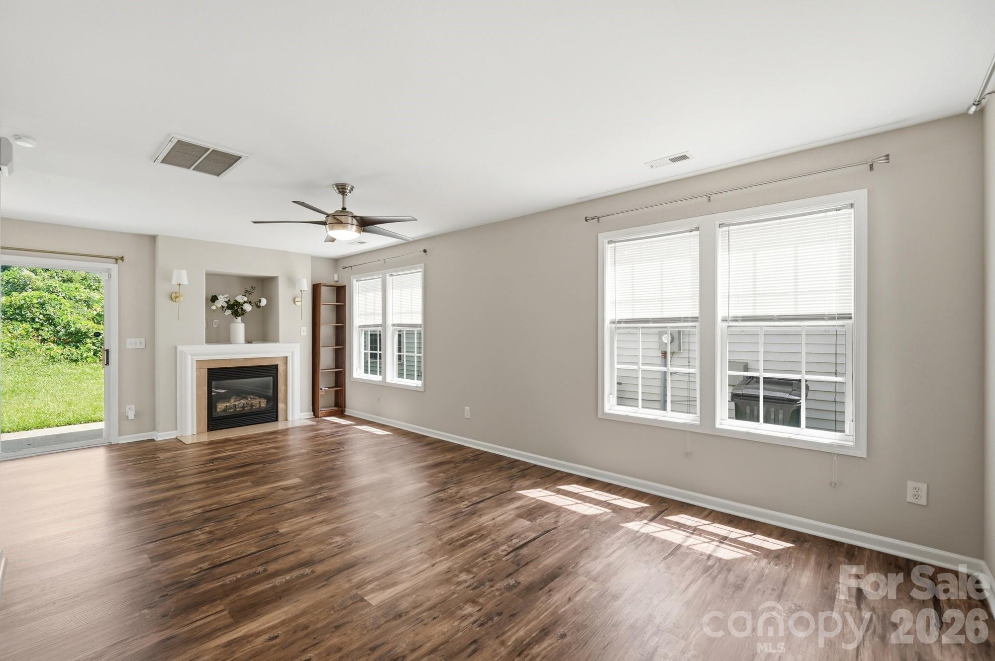 2722 Meadow Knoll Drive 12 Property Photo 3