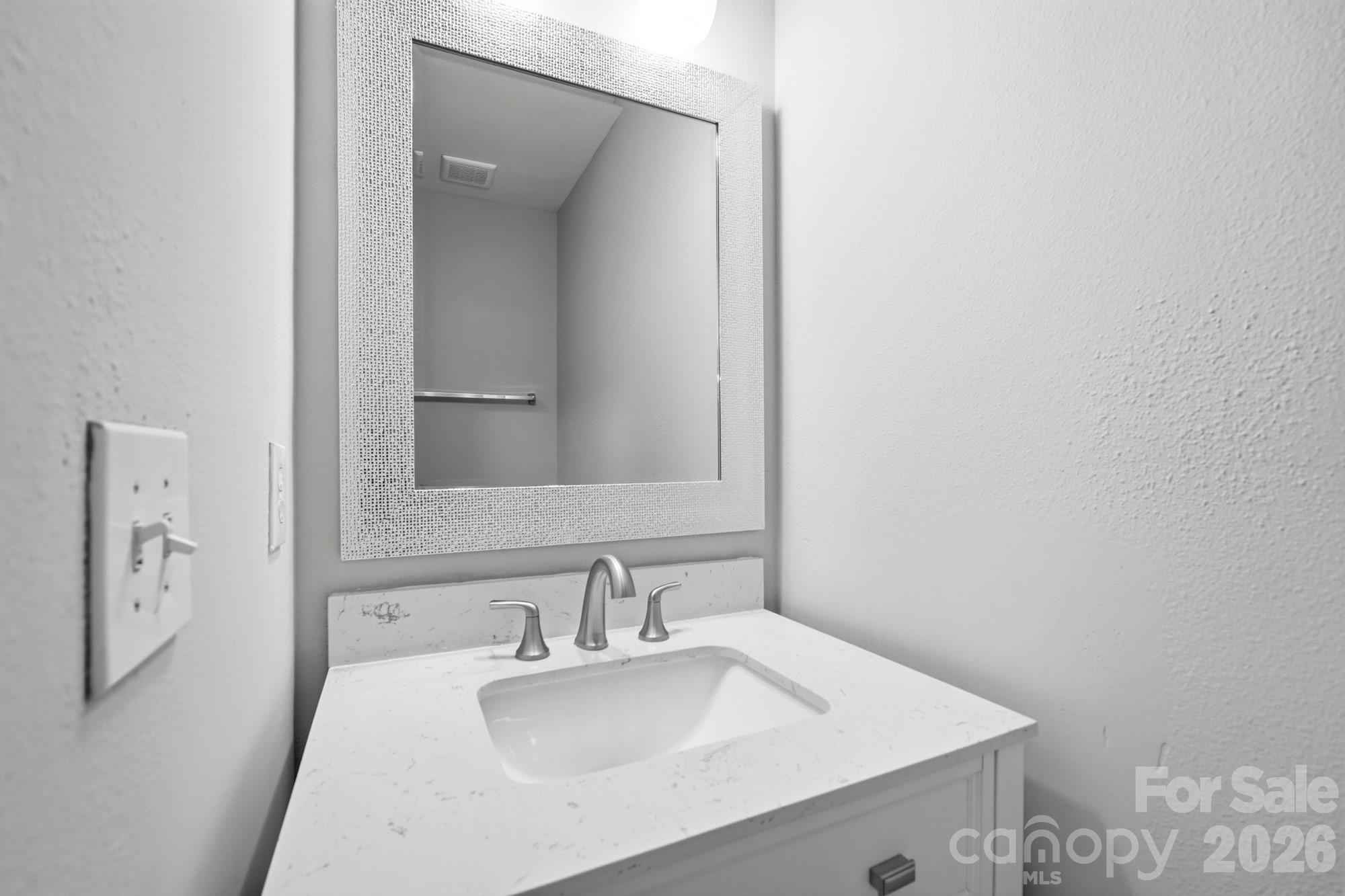 2722 Meadow Knoll Drive 12 Property Photo 11