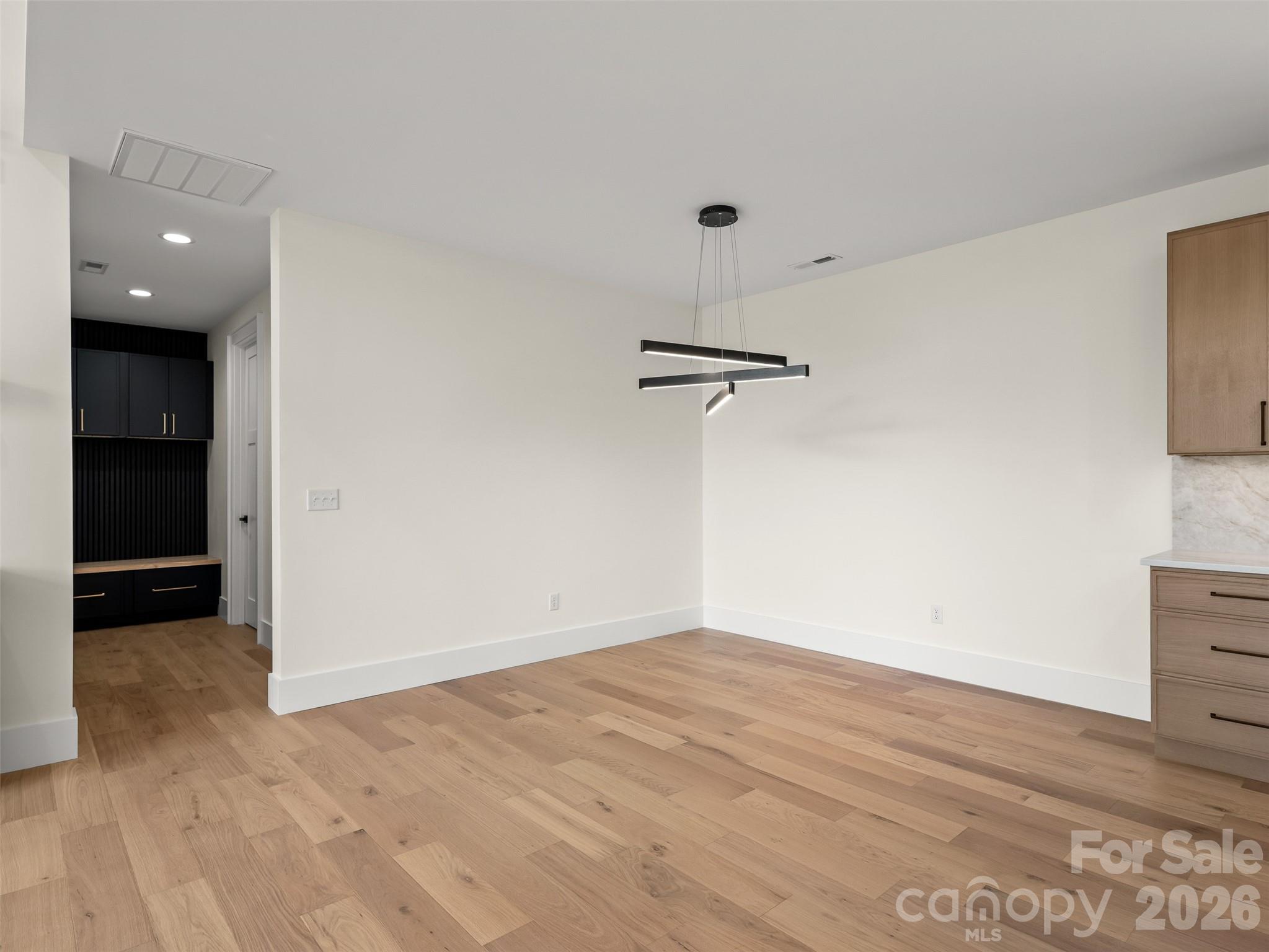 7 Spicebush Lane Property Photo 21
