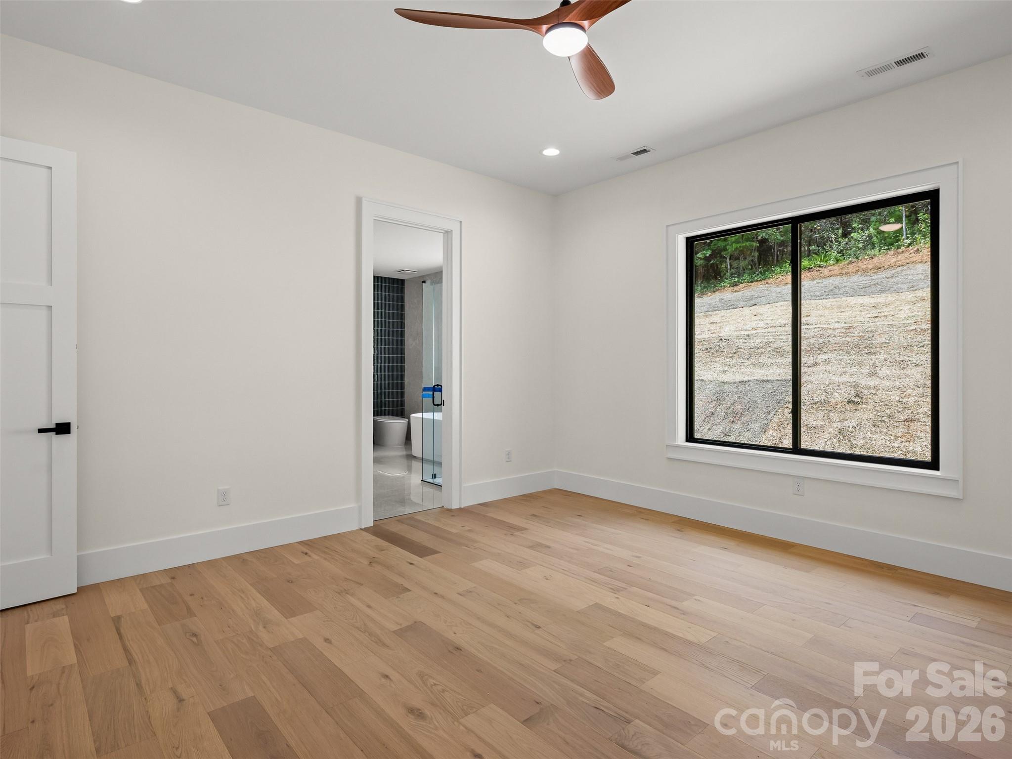 7 Spicebush Lane Property Photo 27