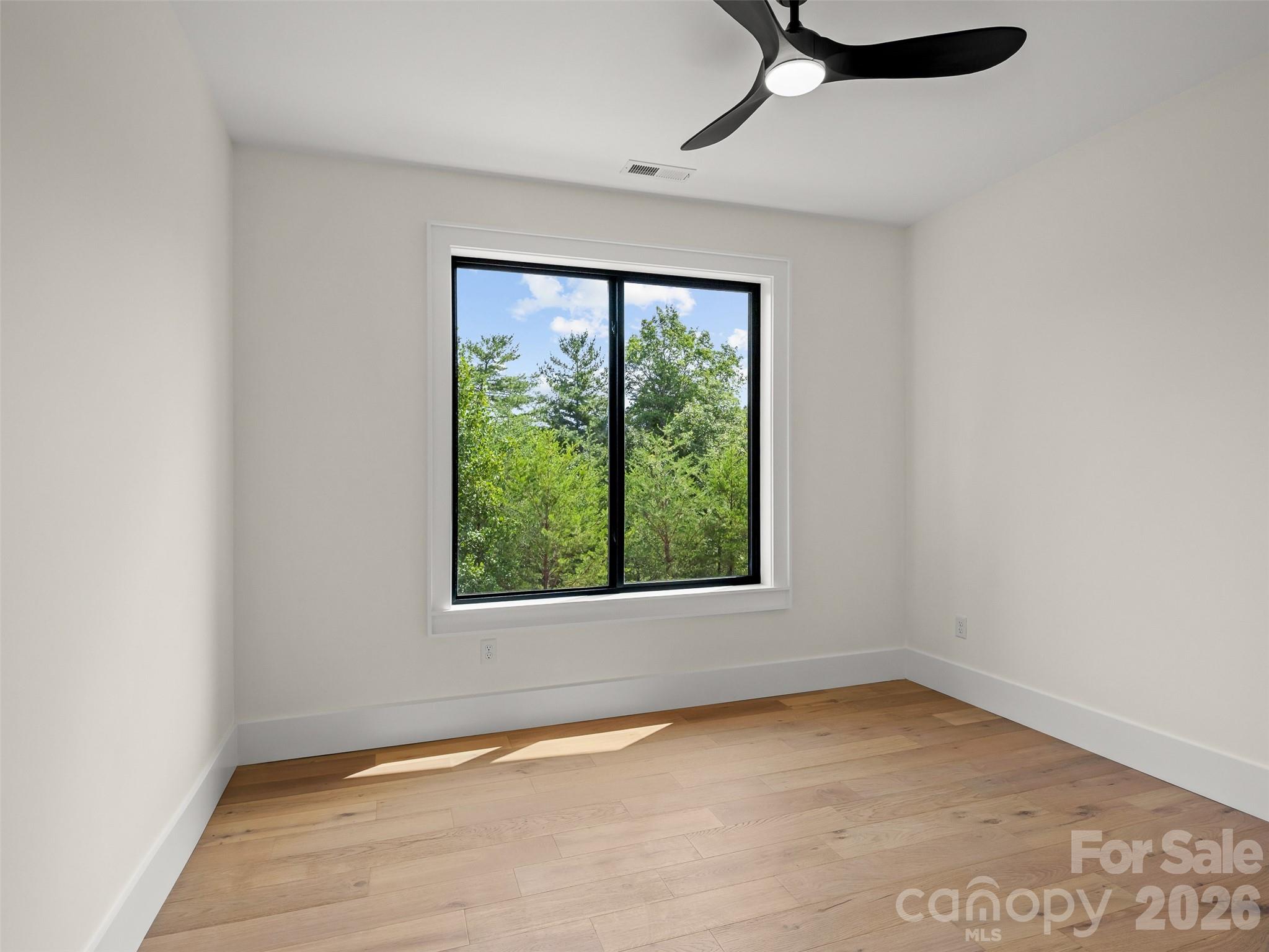 7 Spicebush Lane Property Photo 34