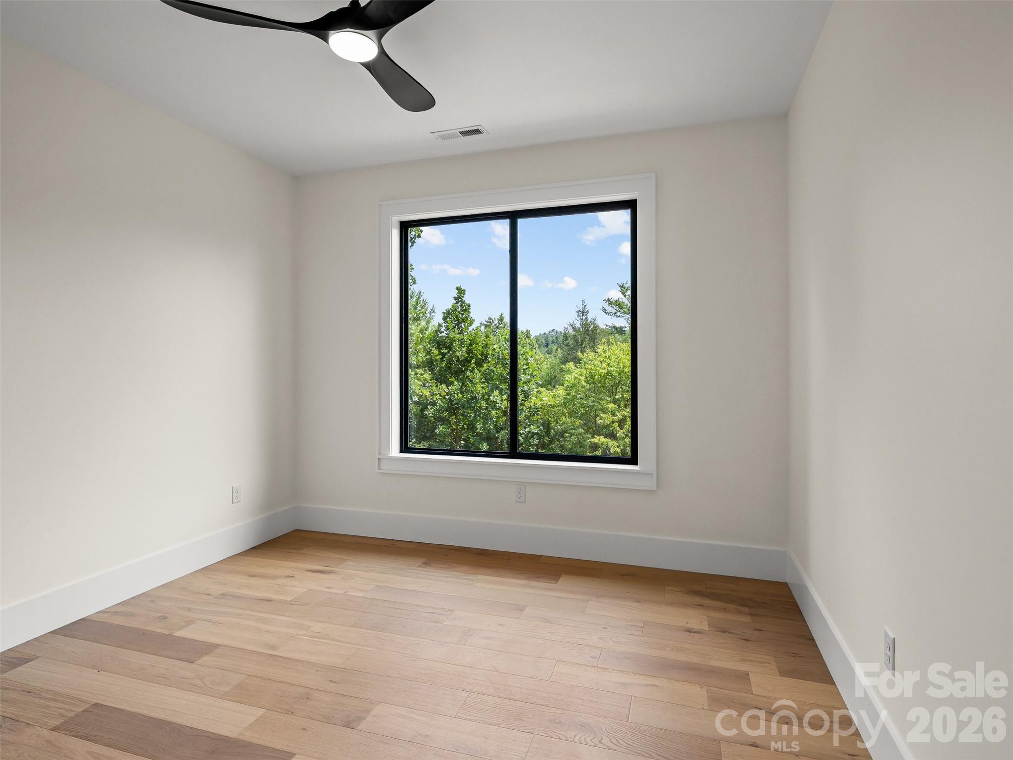 7 Spicebush Lane Property Photo 38