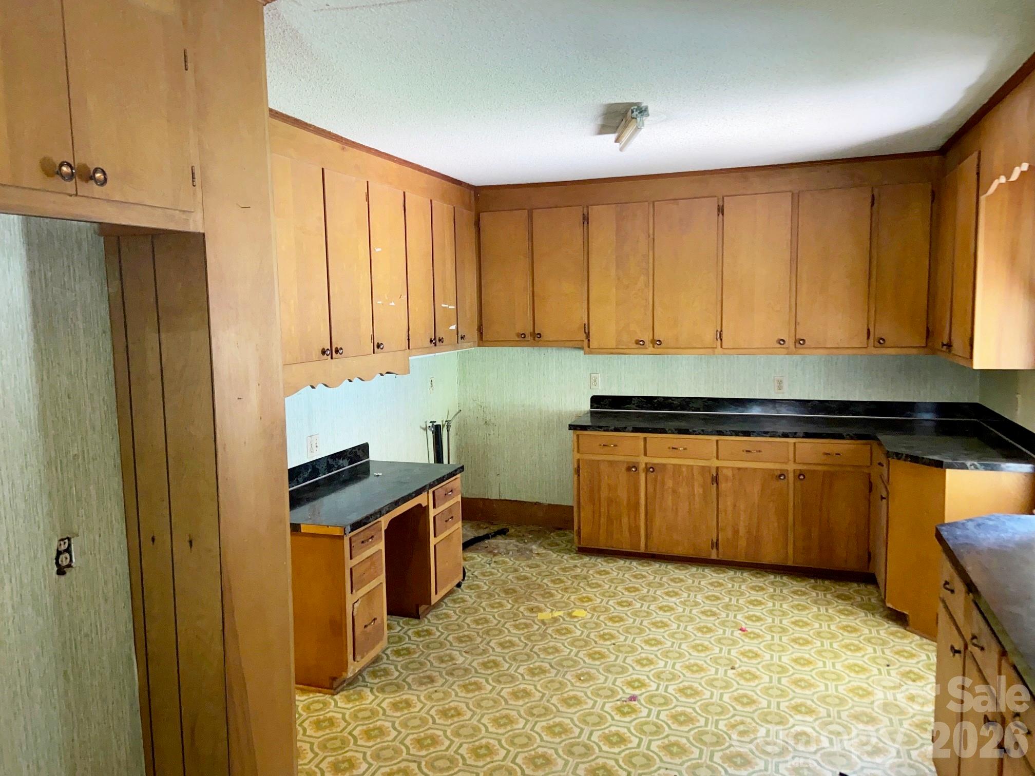 213 Wiley Avenue Property Photo 7