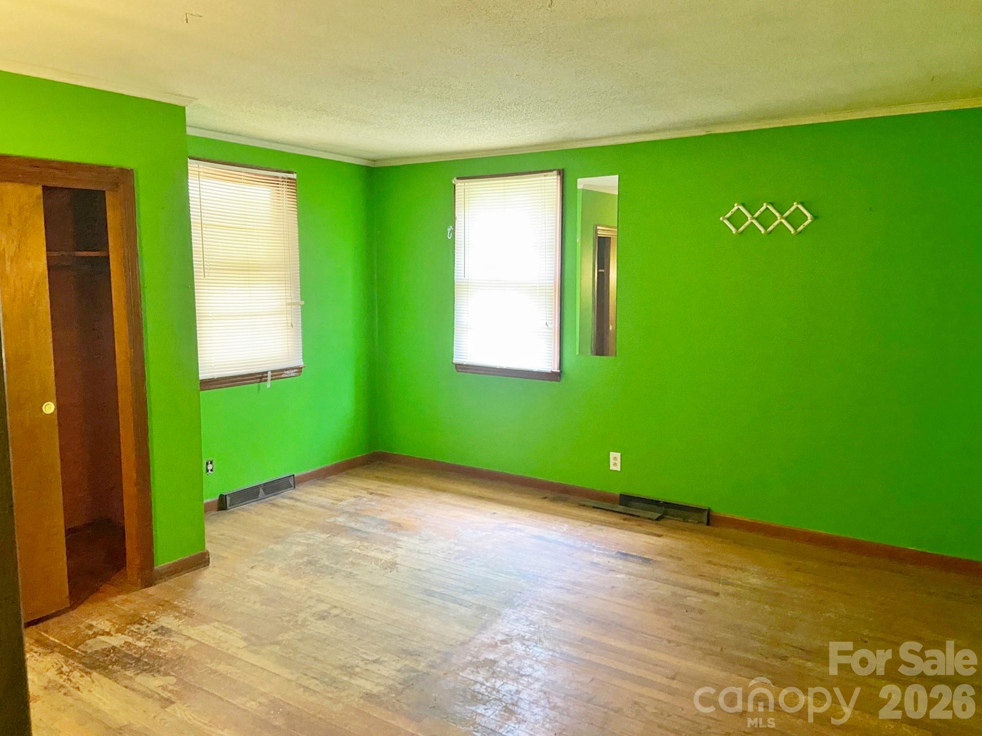 213 Wiley Avenue Property Photo 11