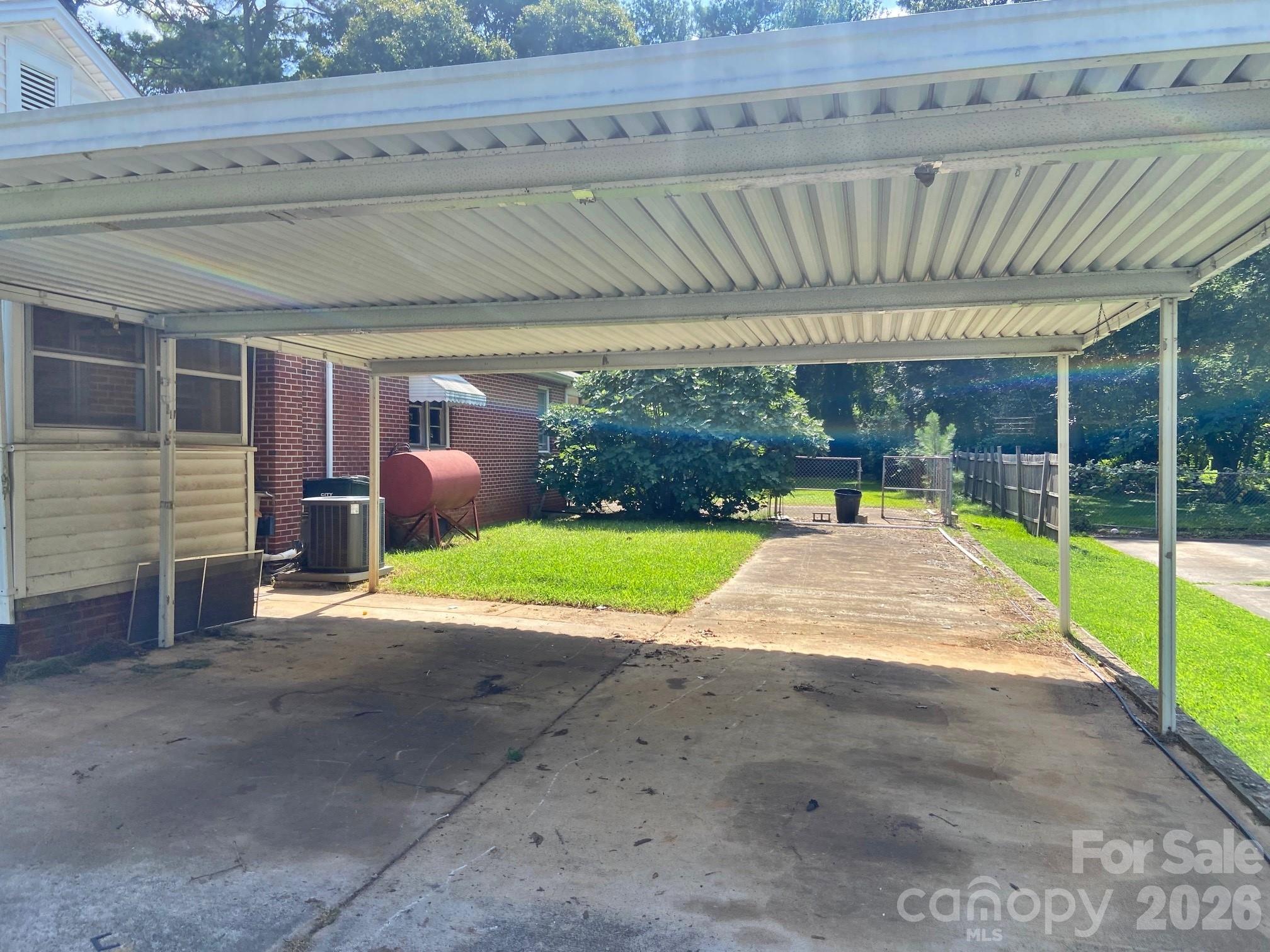 213 Wiley Avenue Property Photo 13