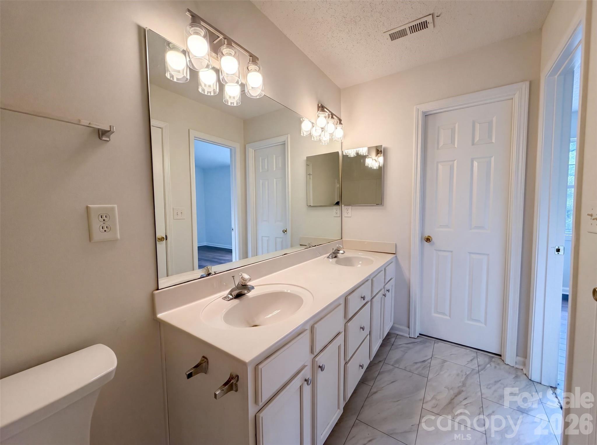 4165 Birch Leaf Court Property Photo 15