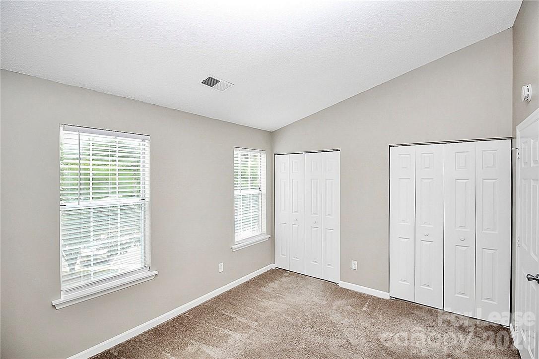 8203 Golf Ridge Drive Property Photo 17