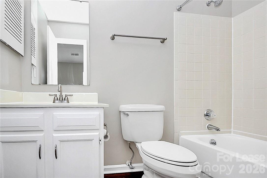 8203 Golf Ridge Drive Property Photo 19