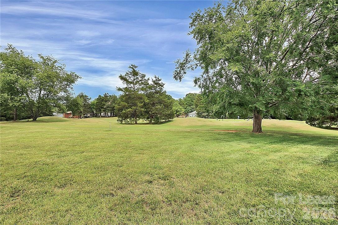 8203 Golf Ridge Drive Property Photo 27
