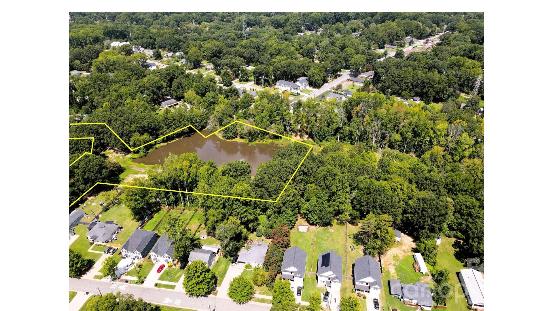 524 Dawn Circle Property Photo 8