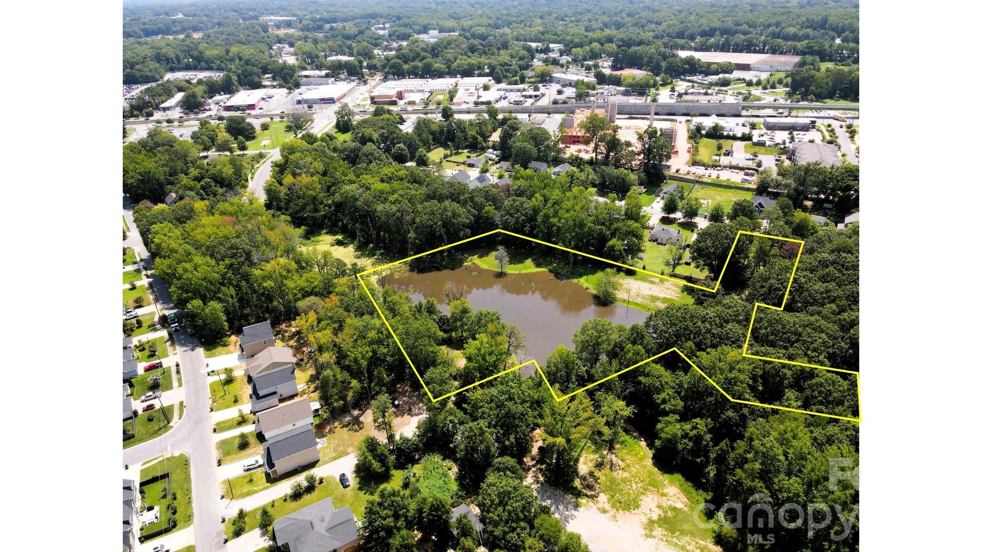 524 Dawn Circle Property Photo 13