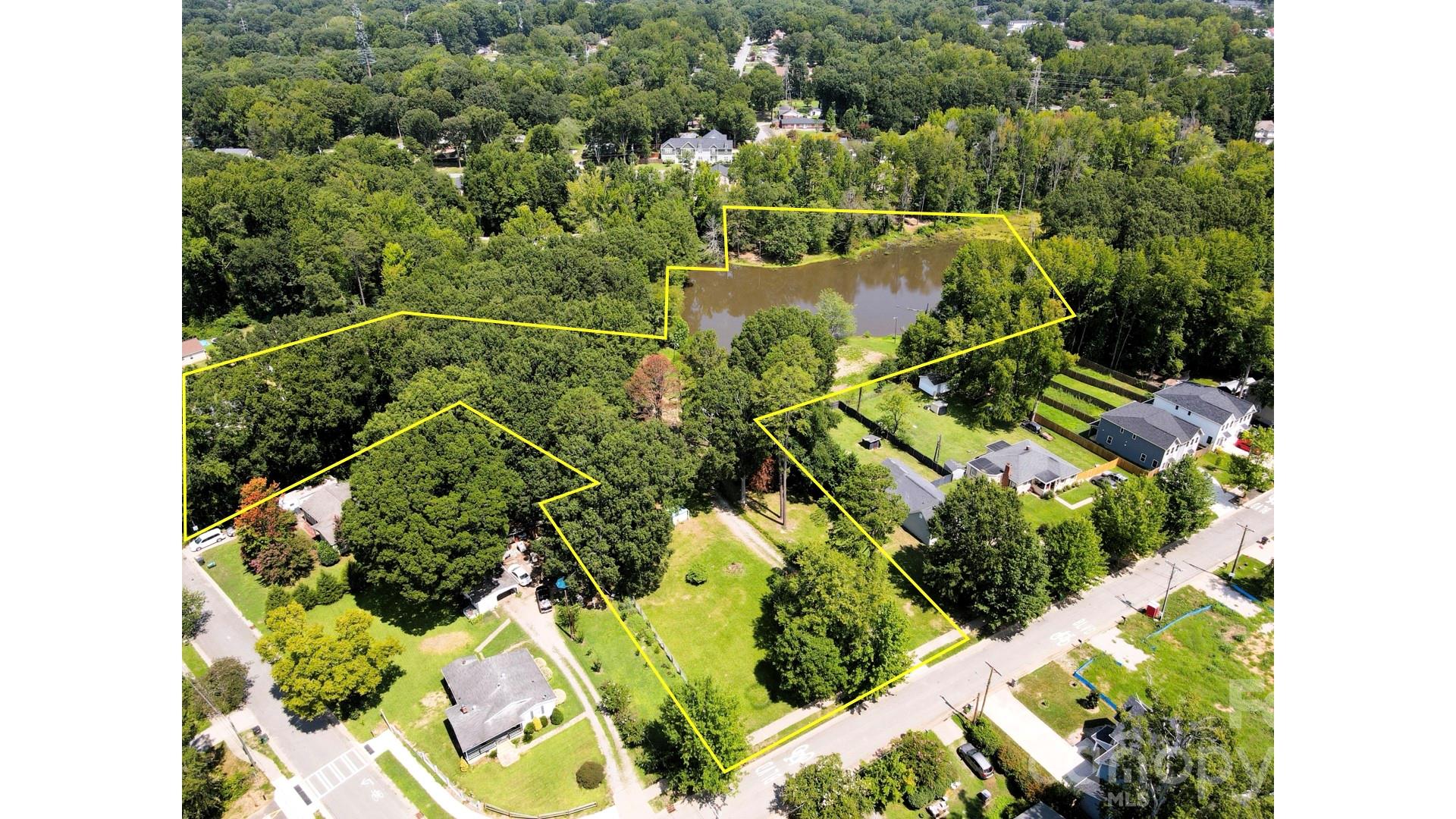 524 Dawn Circle Property Photo 14