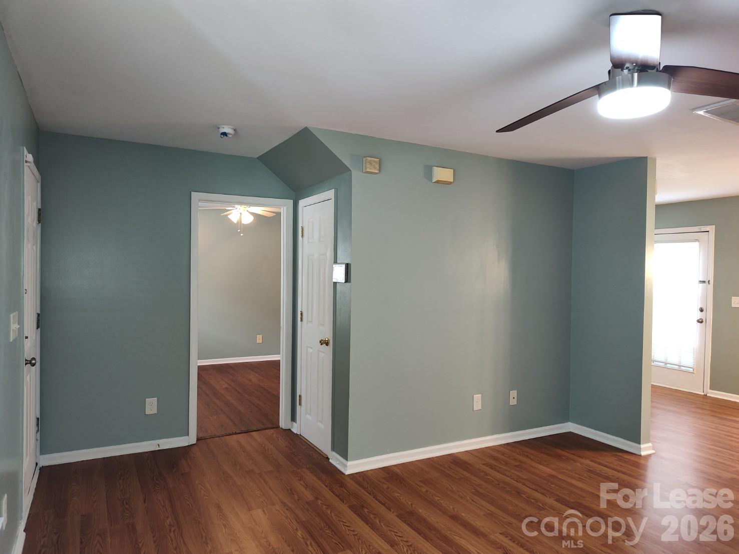 5226 Beam Lake Drive Property Photo 6