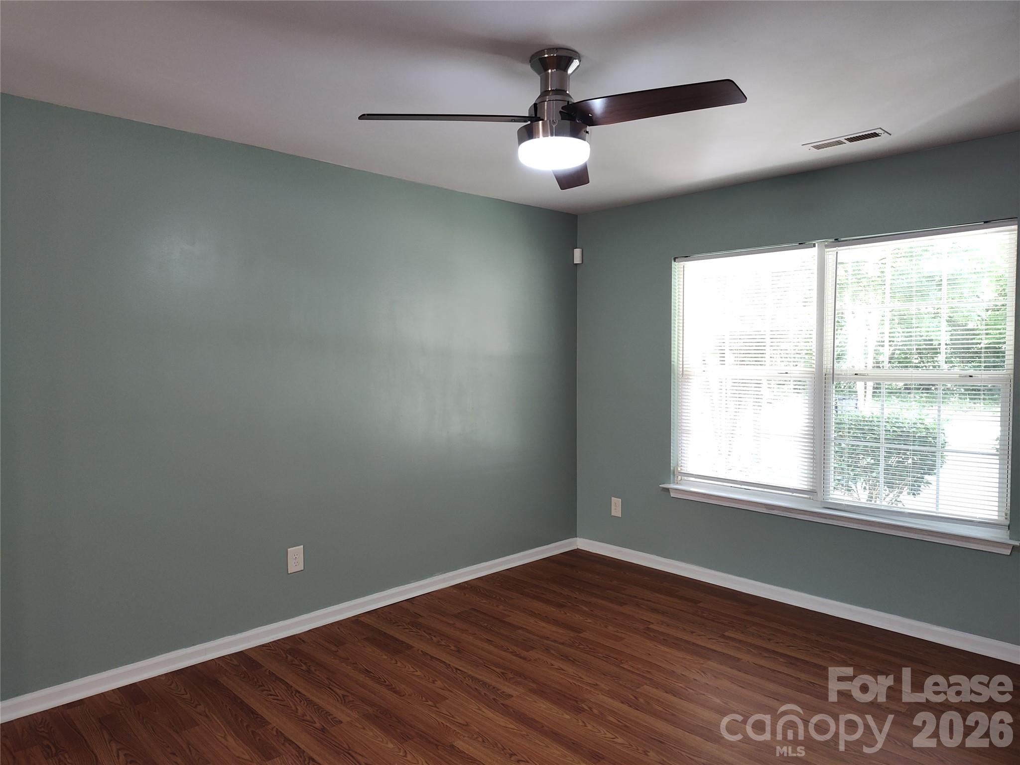 5226 Beam Lake Drive Property Photo 7