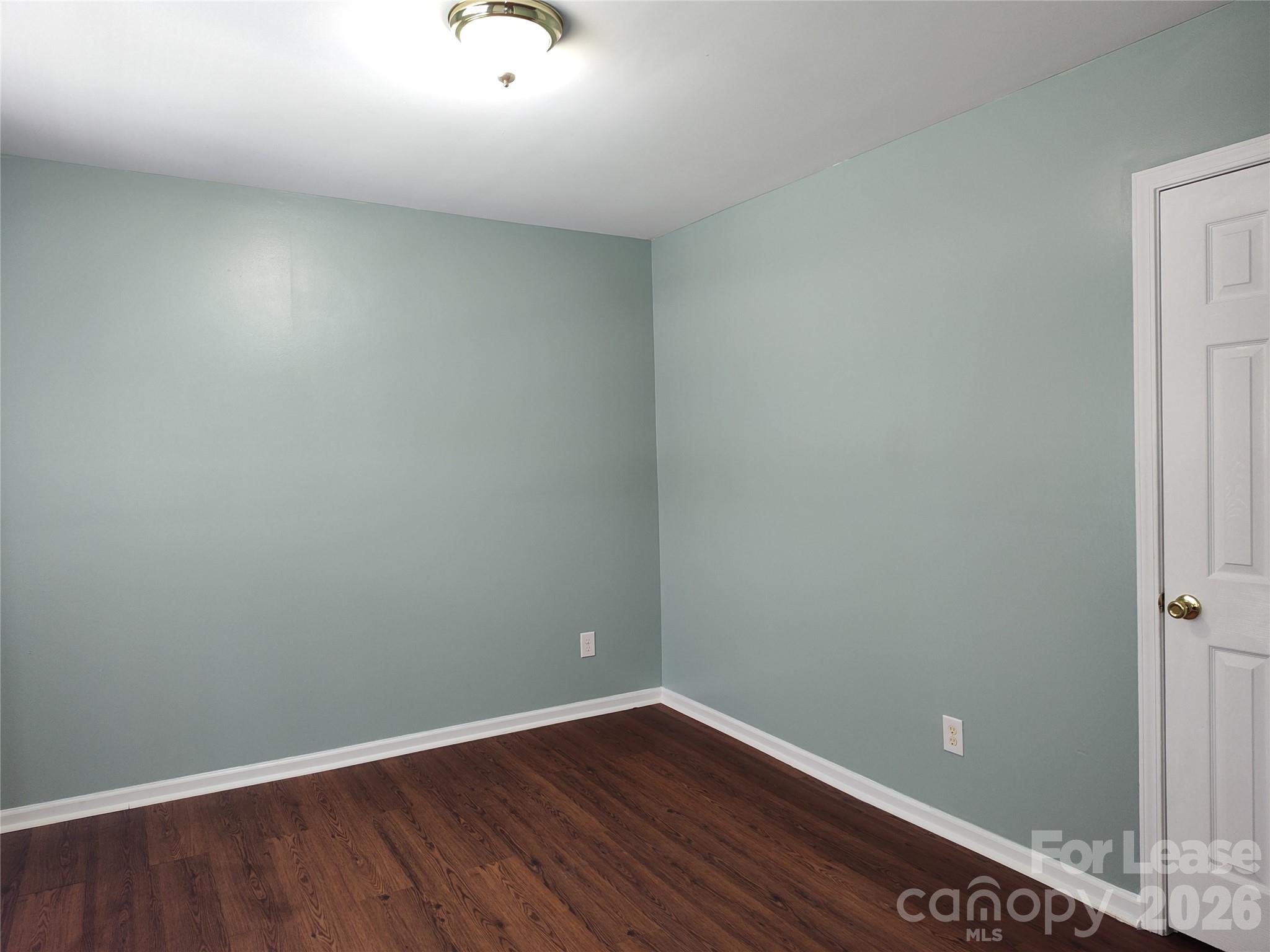 5226 Beam Lake Drive Property Photo 17