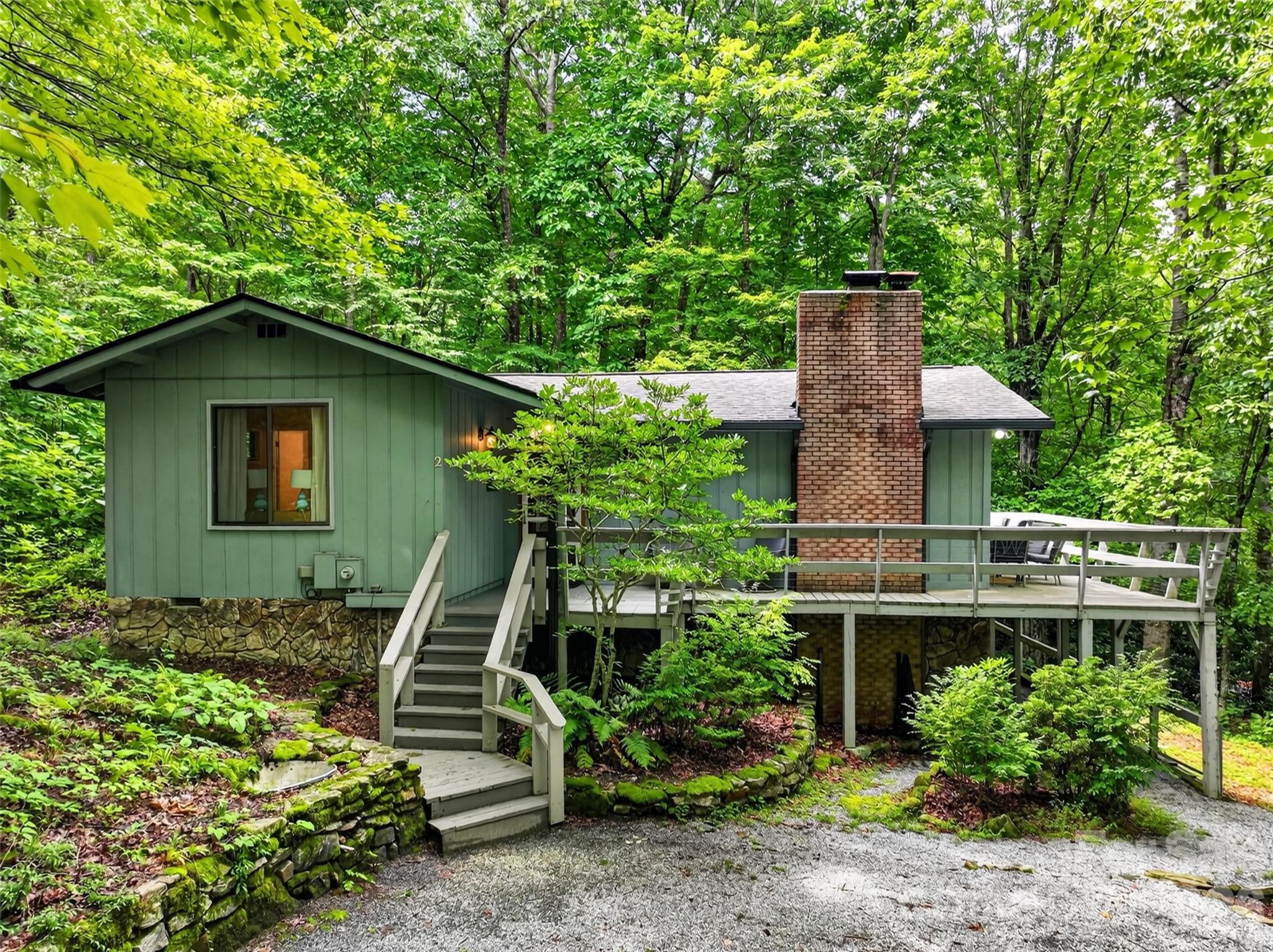 2 Bear Rock Loop Road Property Photo 1