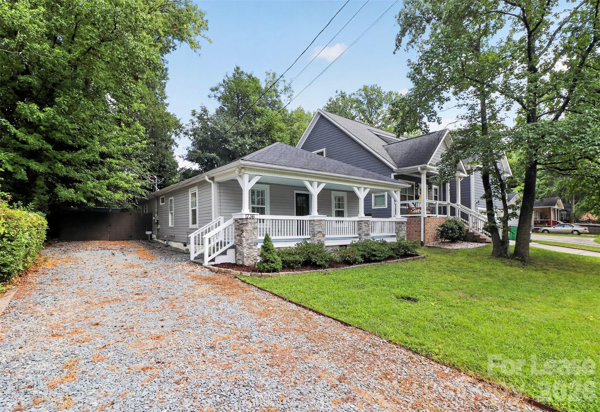 1736 Parsons Street Property Photo 2