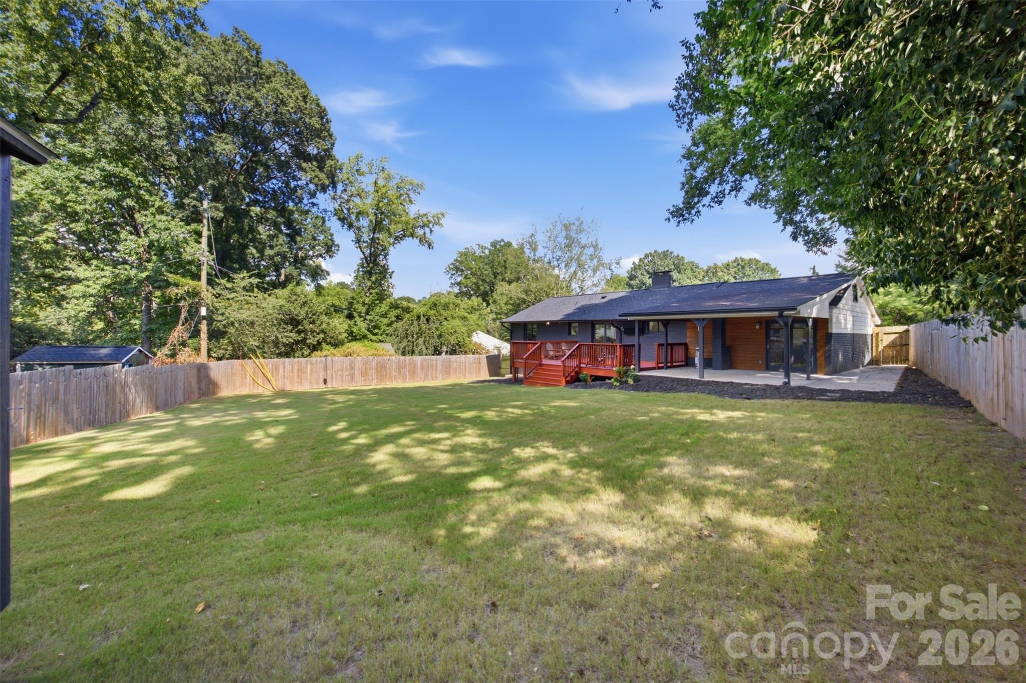 615 Manhasset Road Property Photo 15