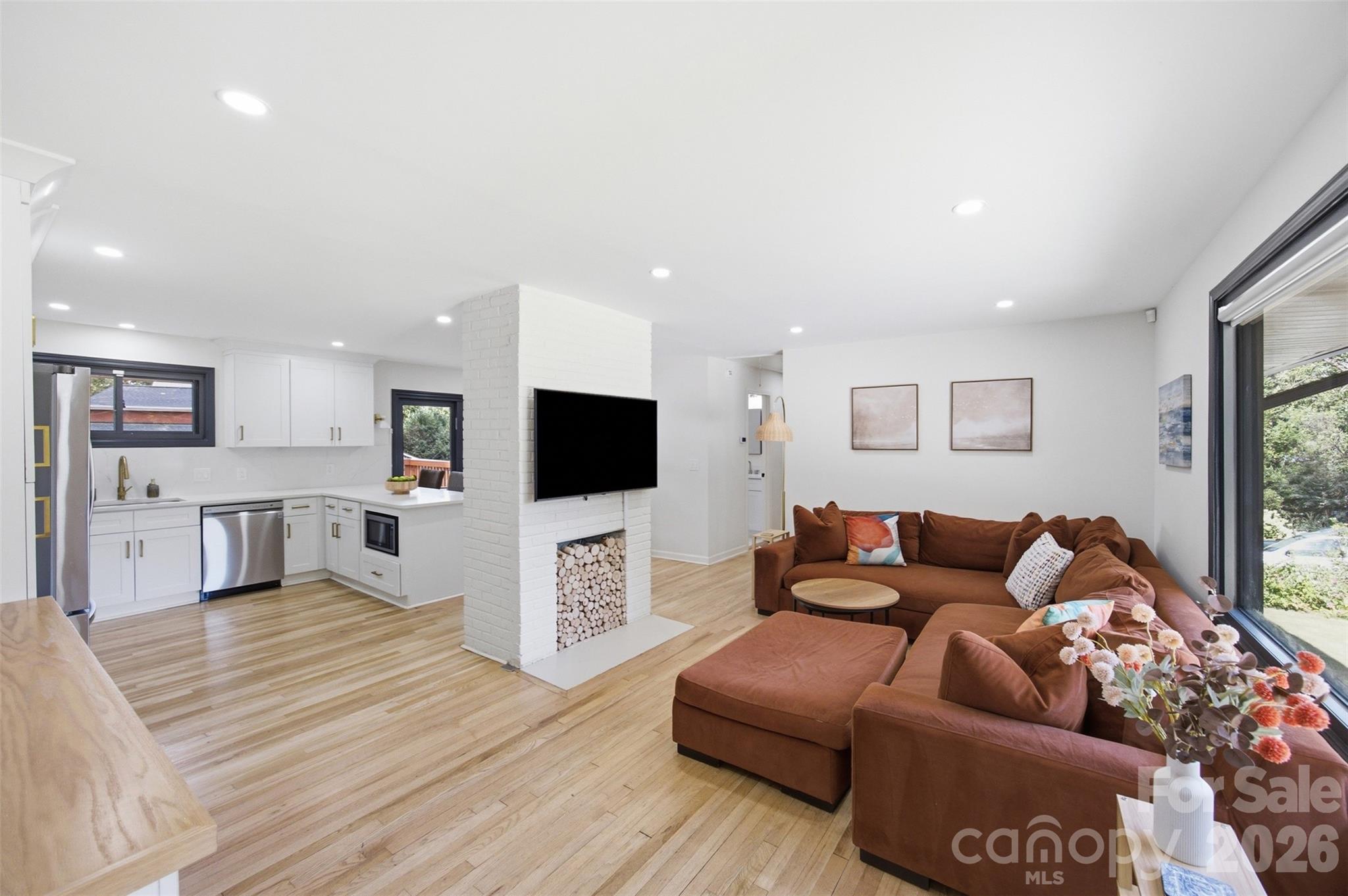 615 Manhasset Road Property Photo 19