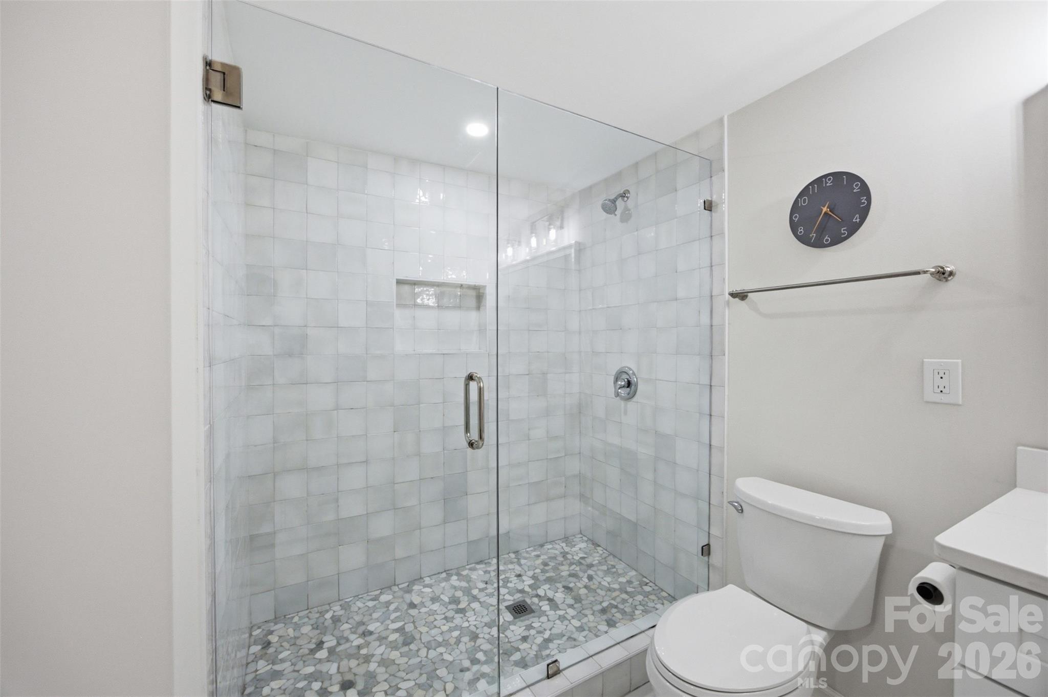 615 Manhasset Road Property Photo 37