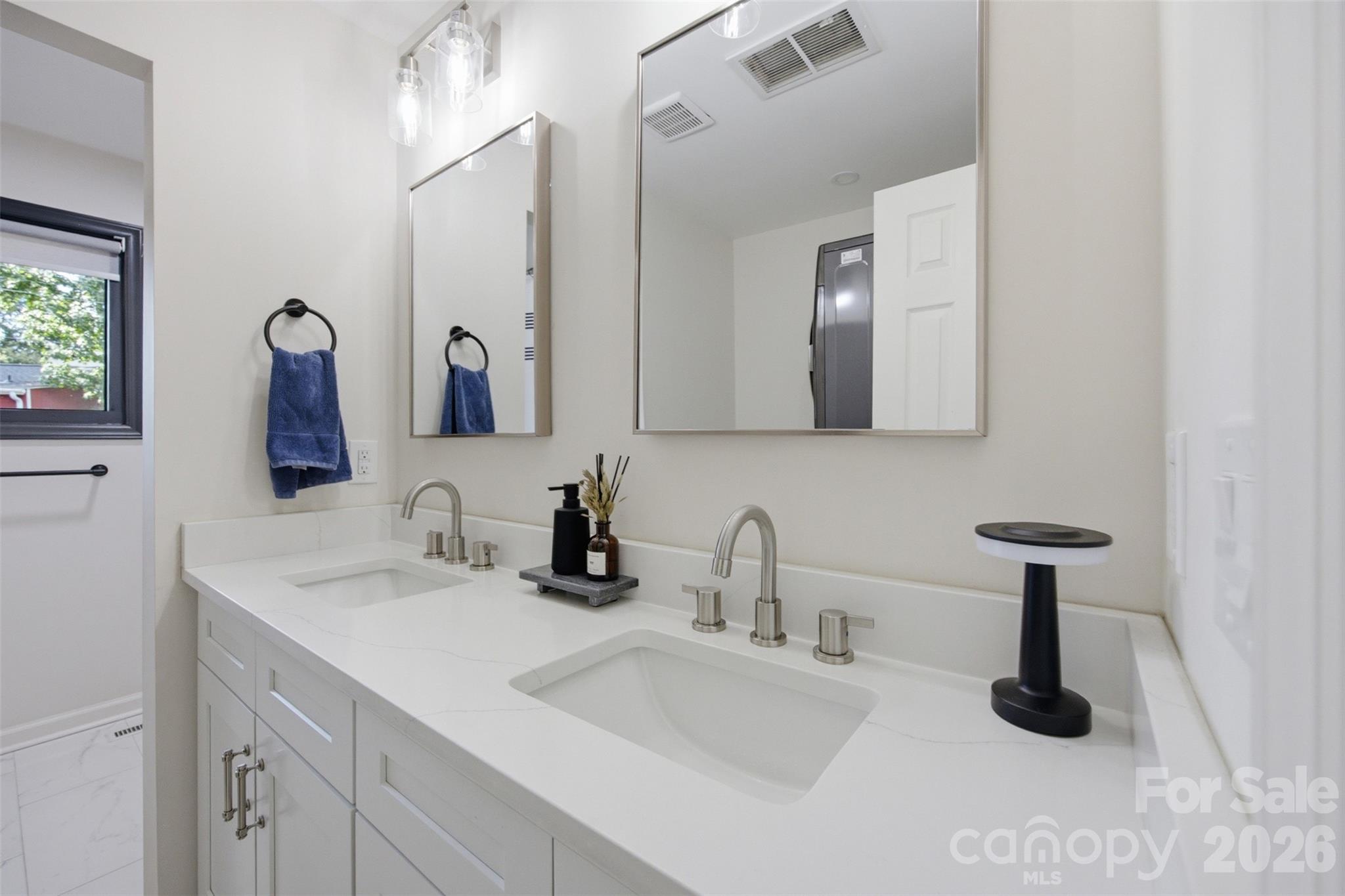 615 Manhasset Road Property Photo 44