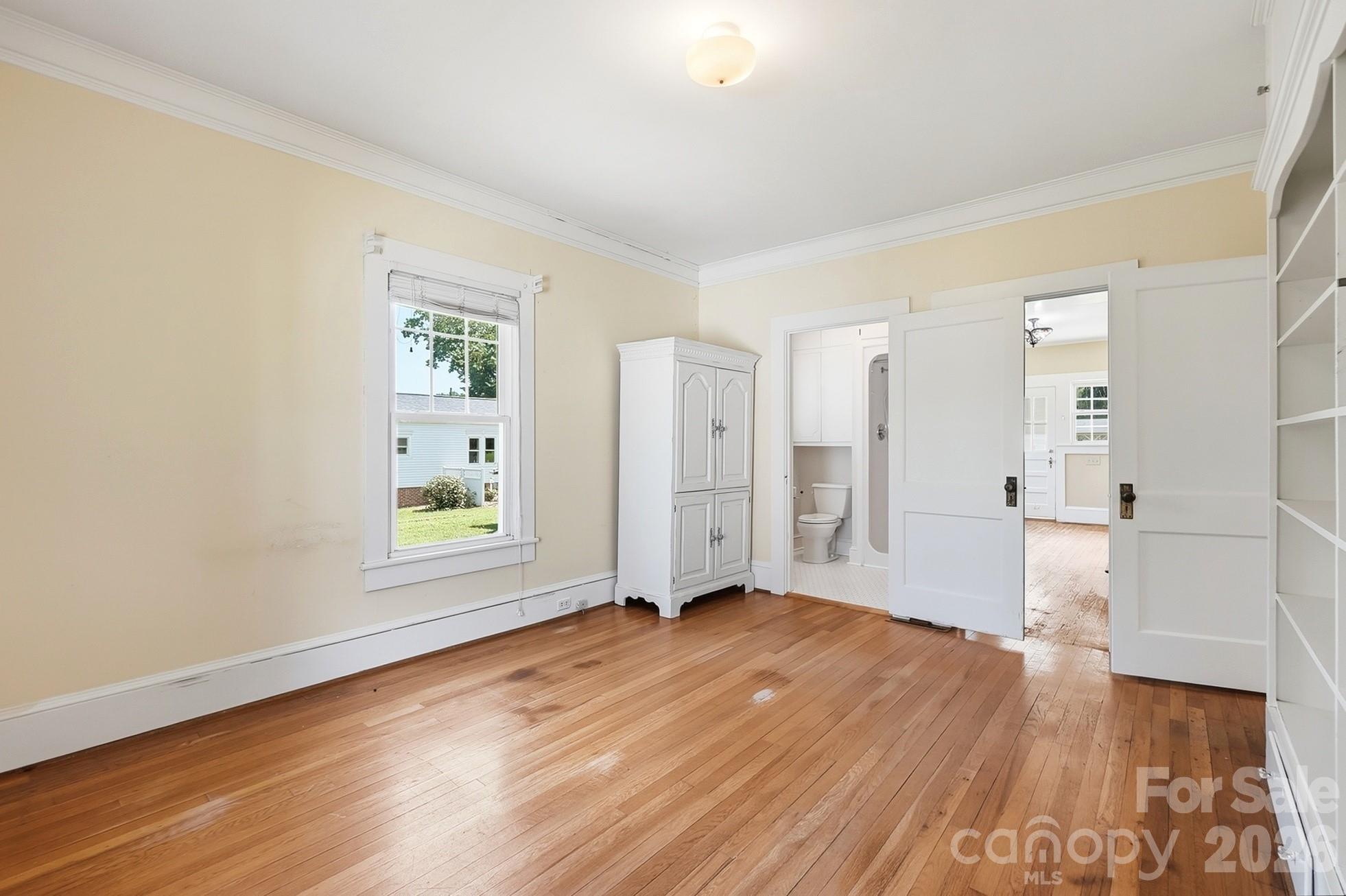 302 N Ridge Avenue Property Photo 20