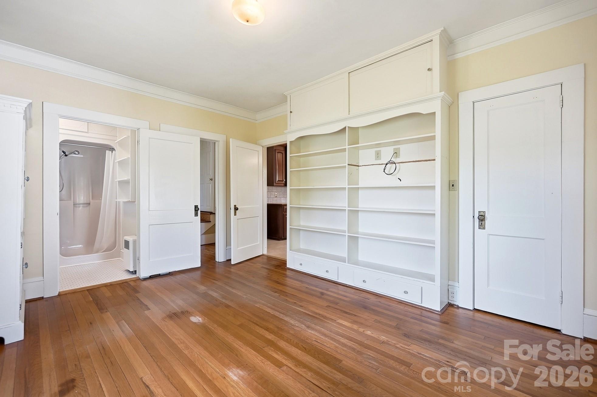 302 N Ridge Avenue Property Photo 21