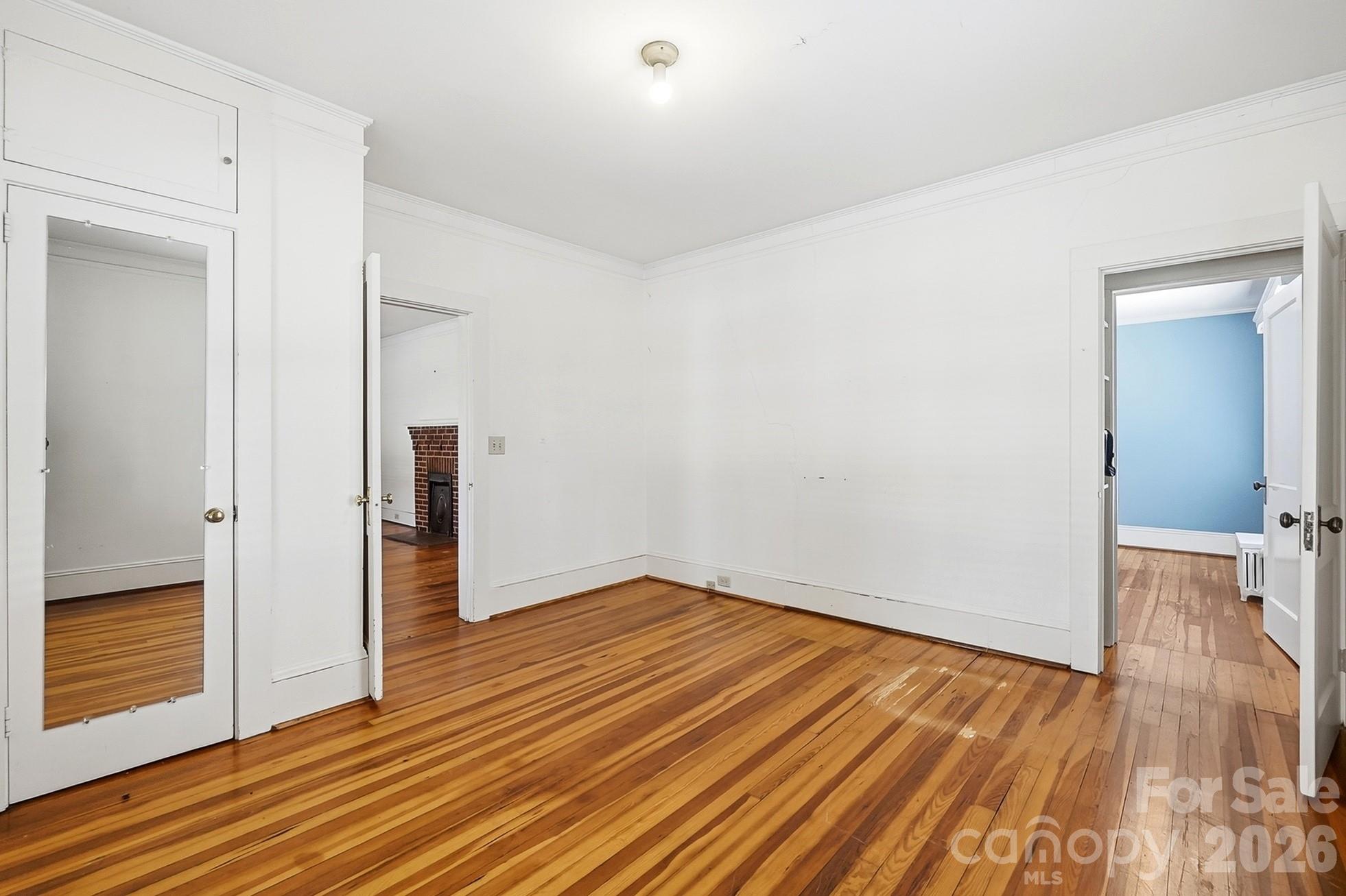 302 N Ridge Avenue Property Photo 24