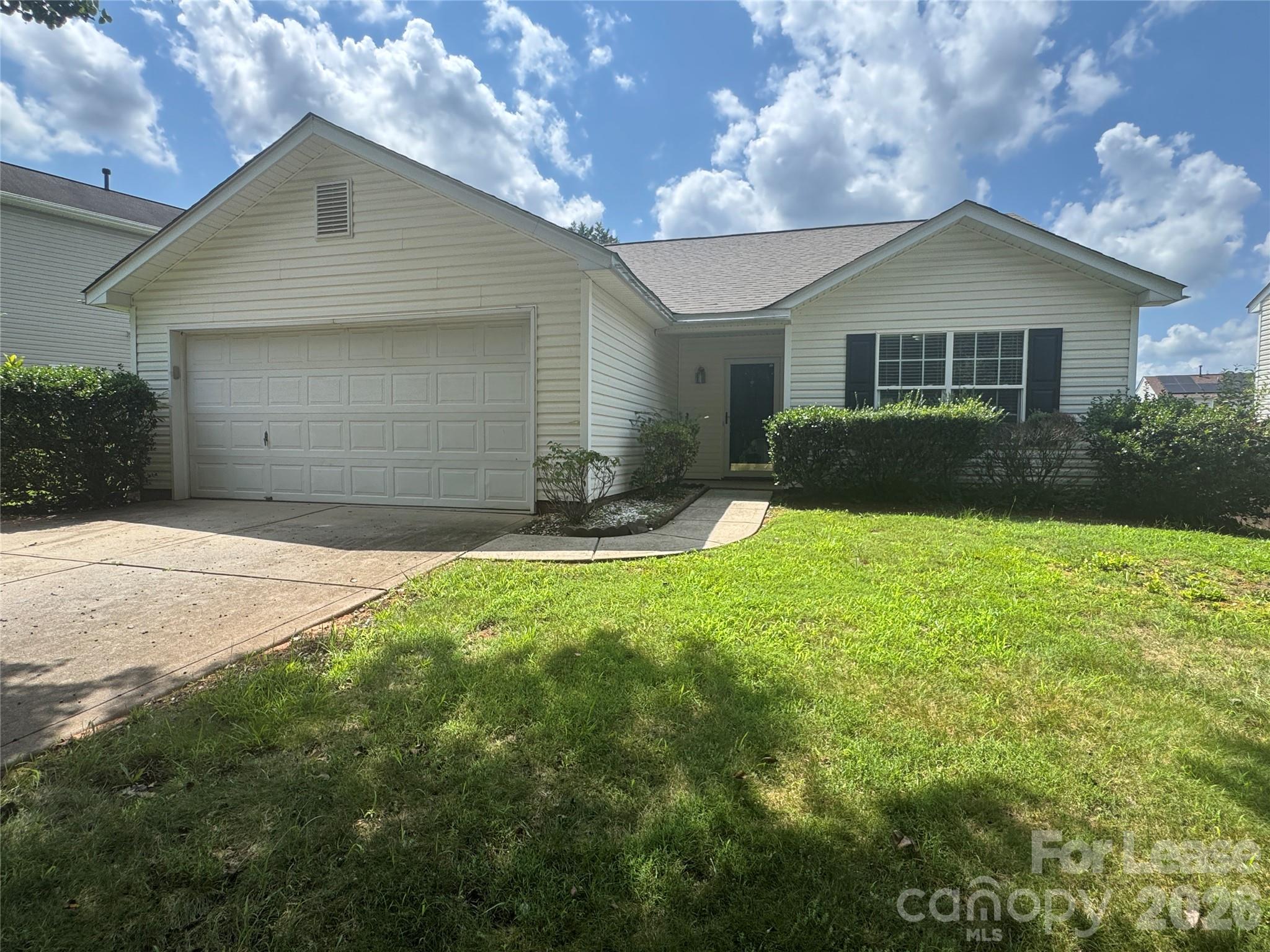 521 River View Drive Property Photo 1