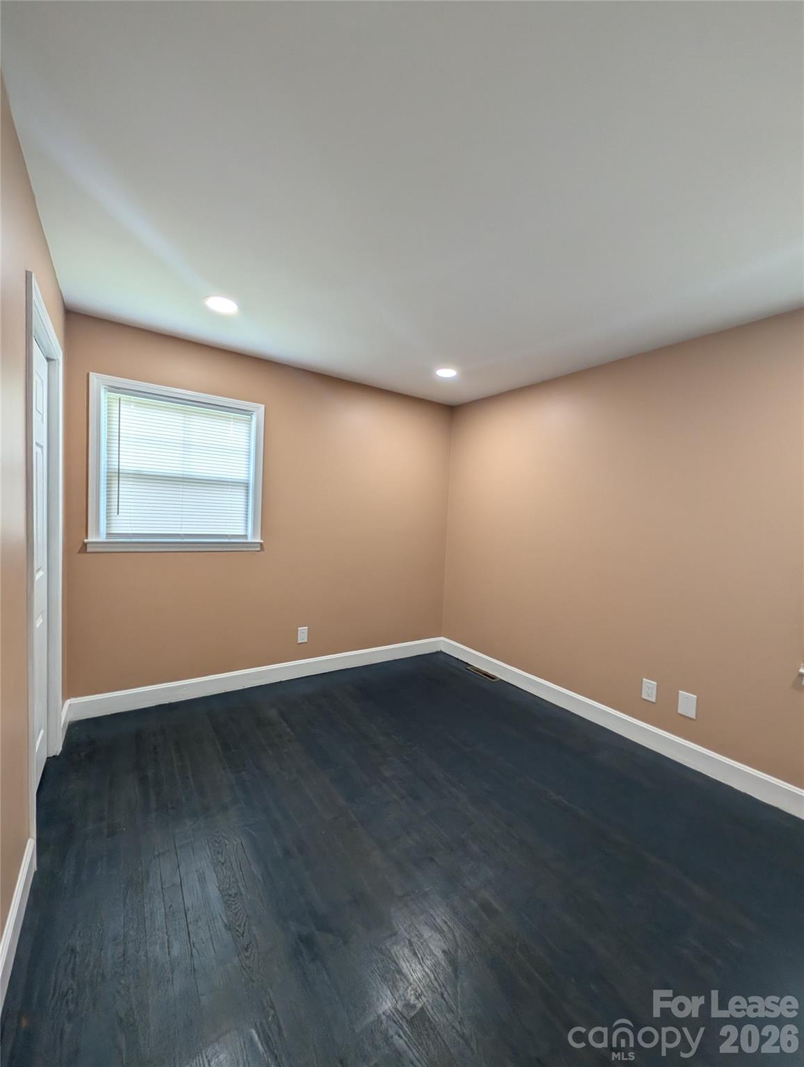 2800 Dalecrest Drive Property Photo 15