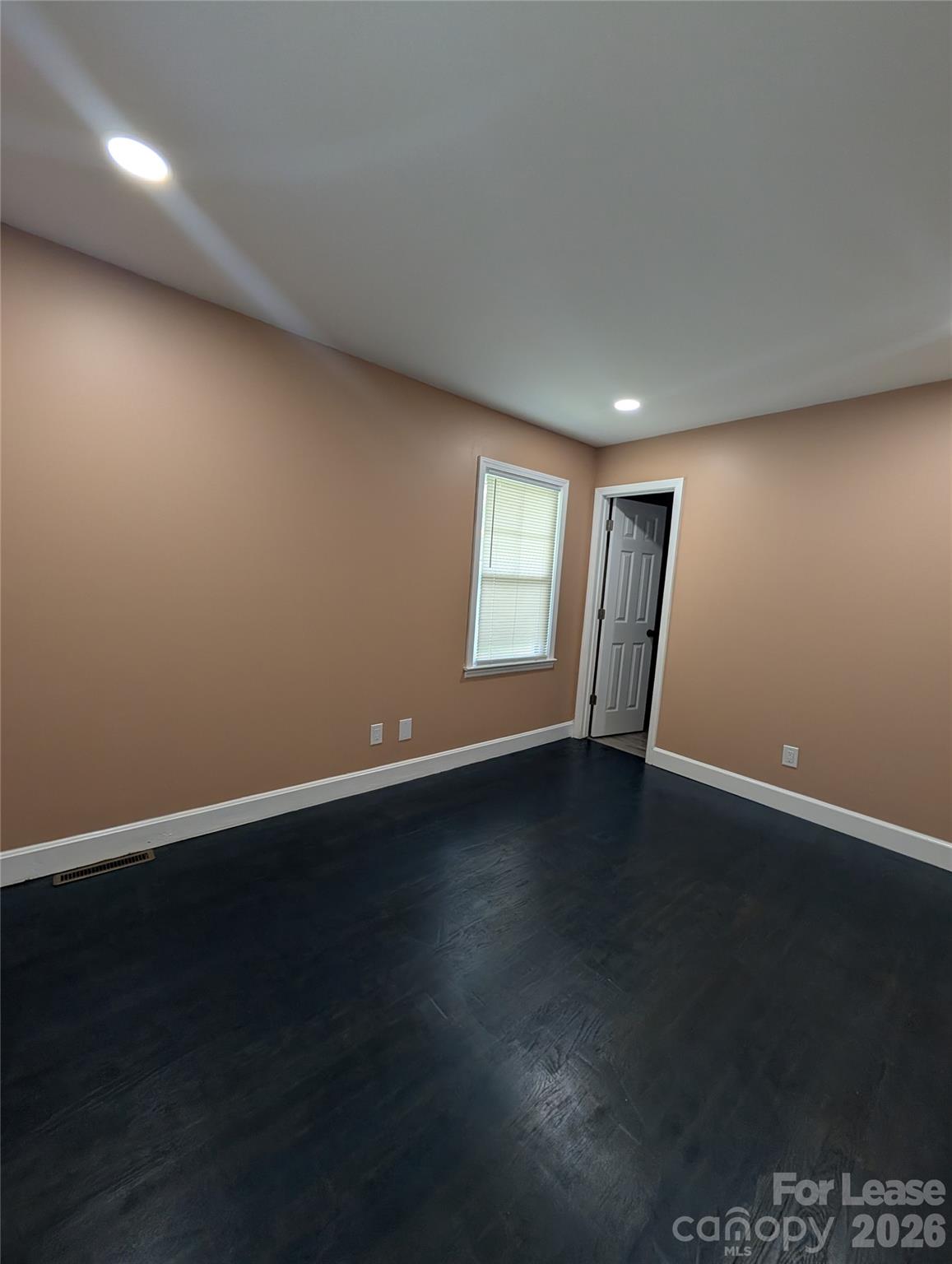 2800 Dalecrest Drive Property Photo 18