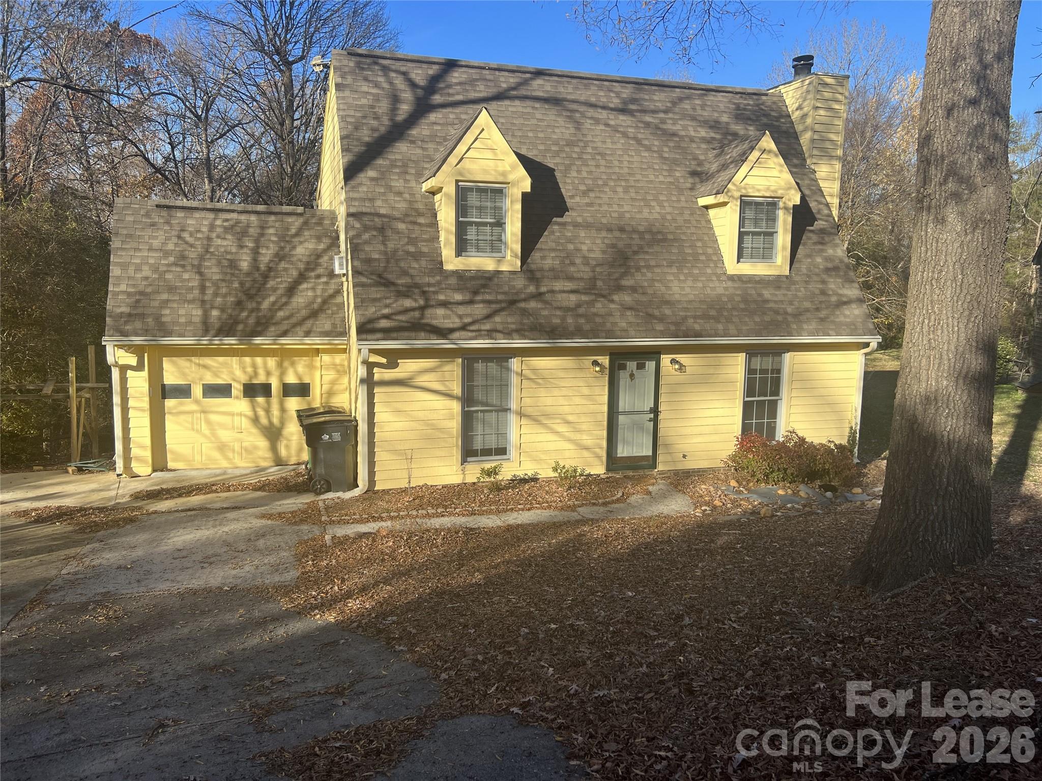 6428 Whitewater Drive Property Photo 1