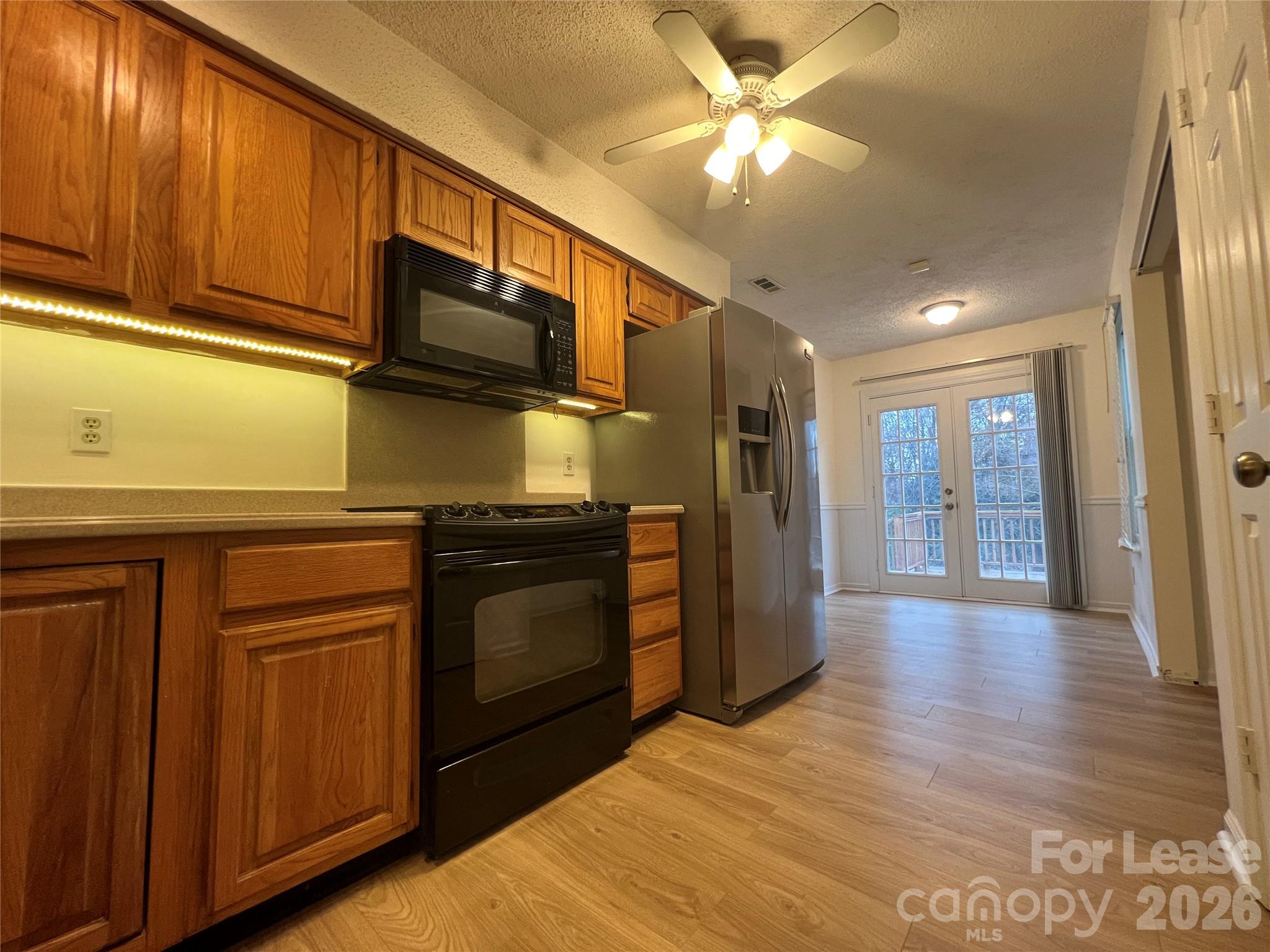 6428 Whitewater Drive Property Photo 4