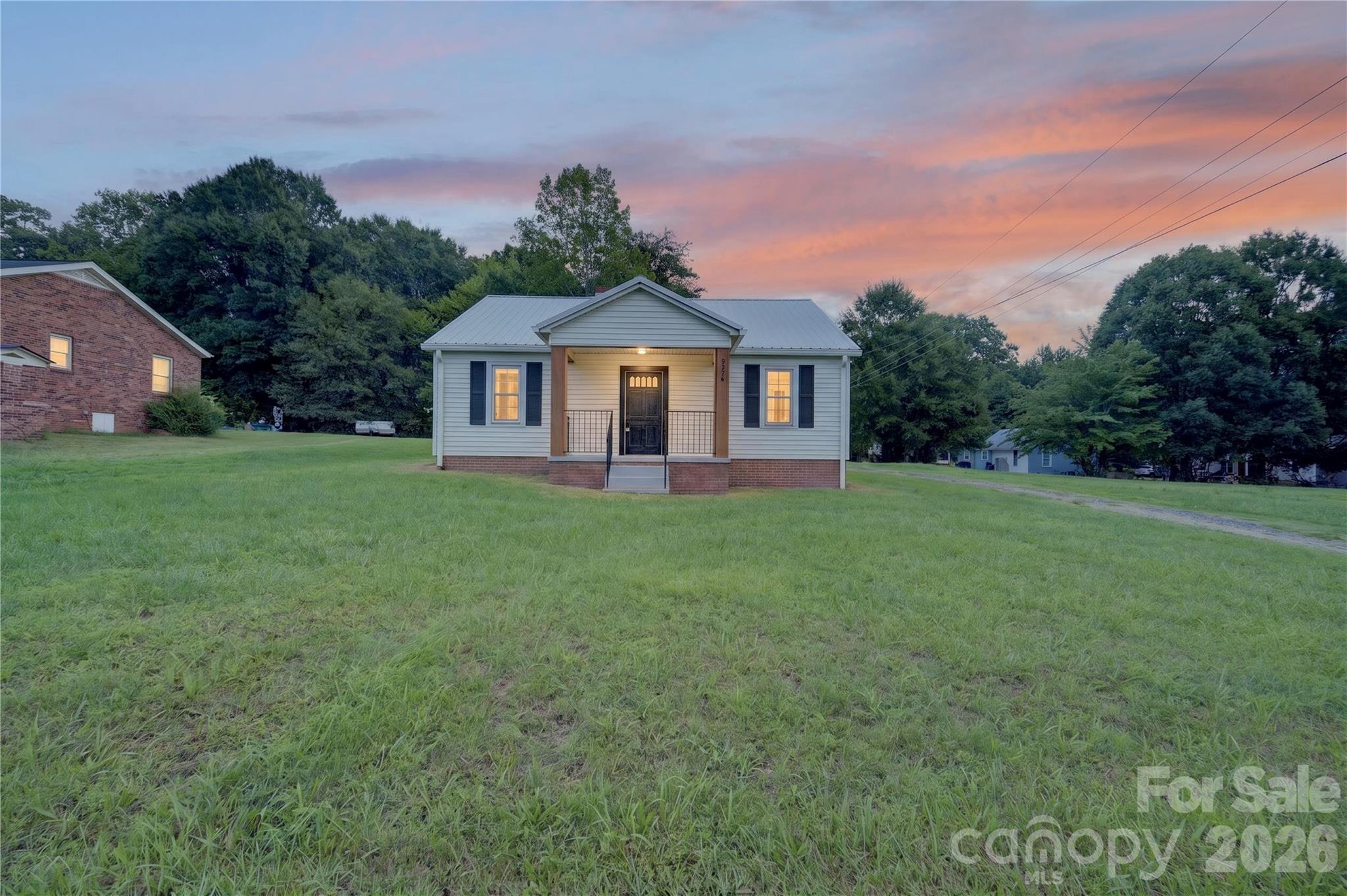 2318 32nd Street Property Photo 11