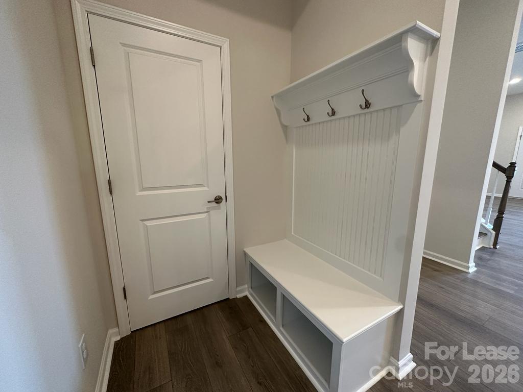 9233 Harwen Lane Property Photo 4