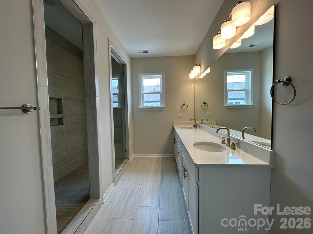 9233 Harwen Lane Property Photo 13