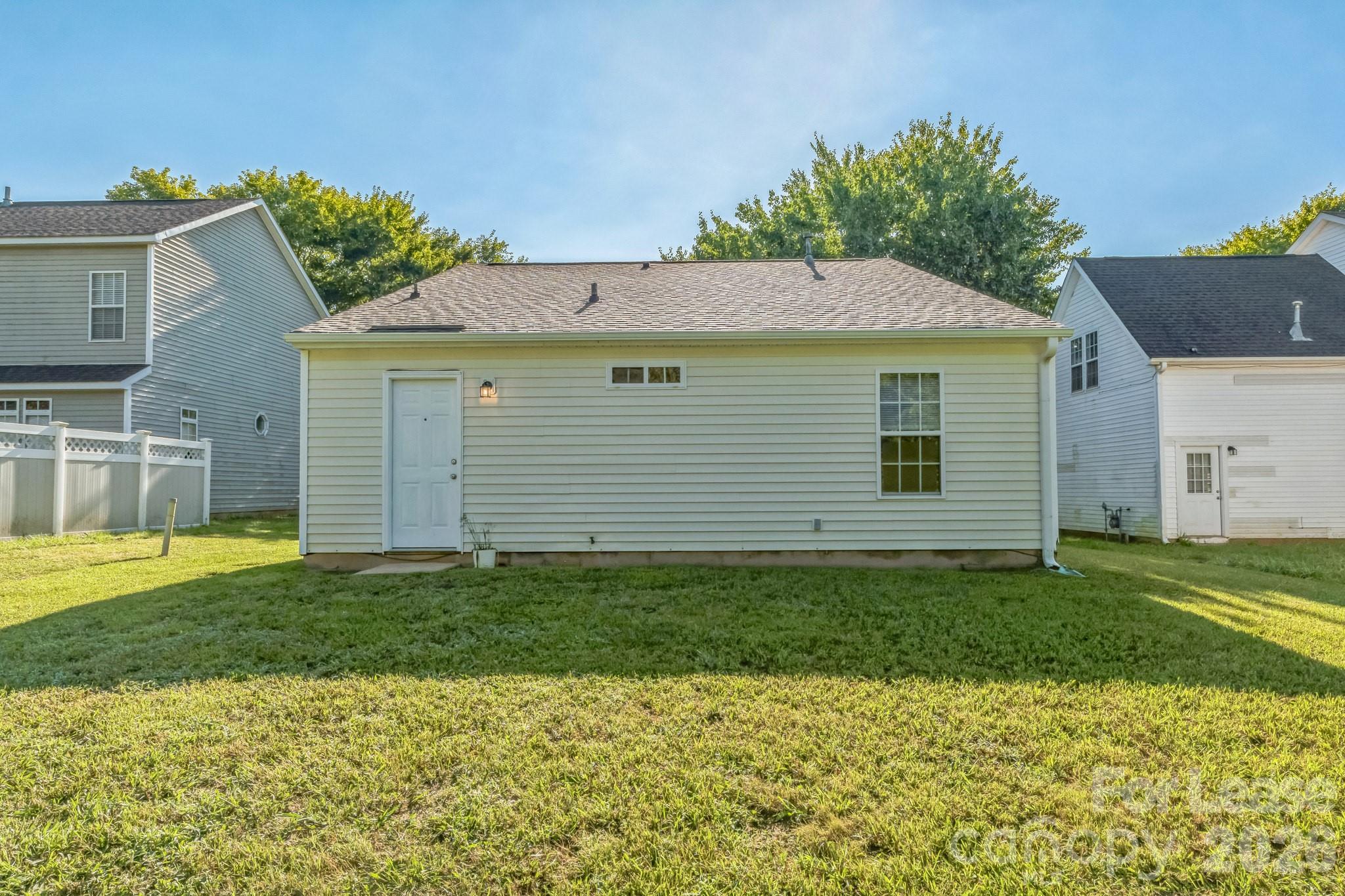 5237 Timbertop Lane Property Photo 14