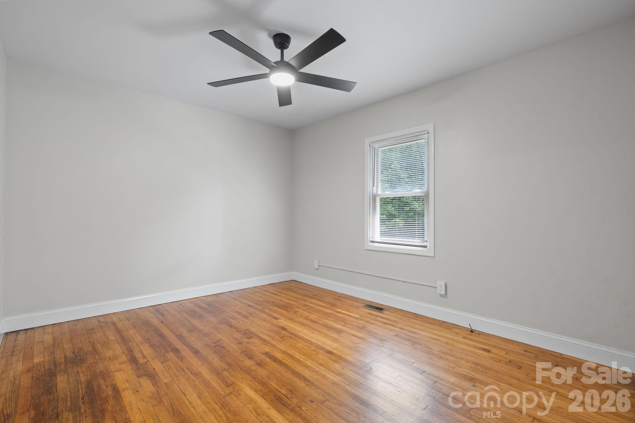 12 Ruth Avenue Property Photo 9