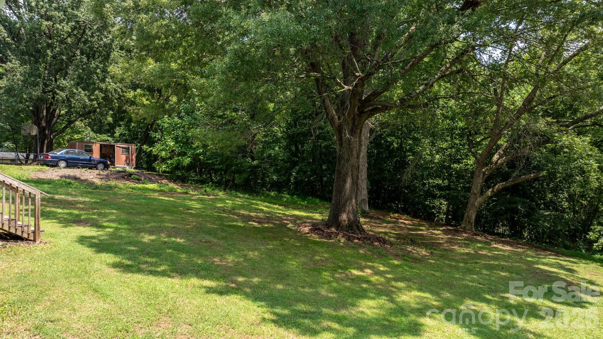 12 Ruth Avenue Property Photo 27