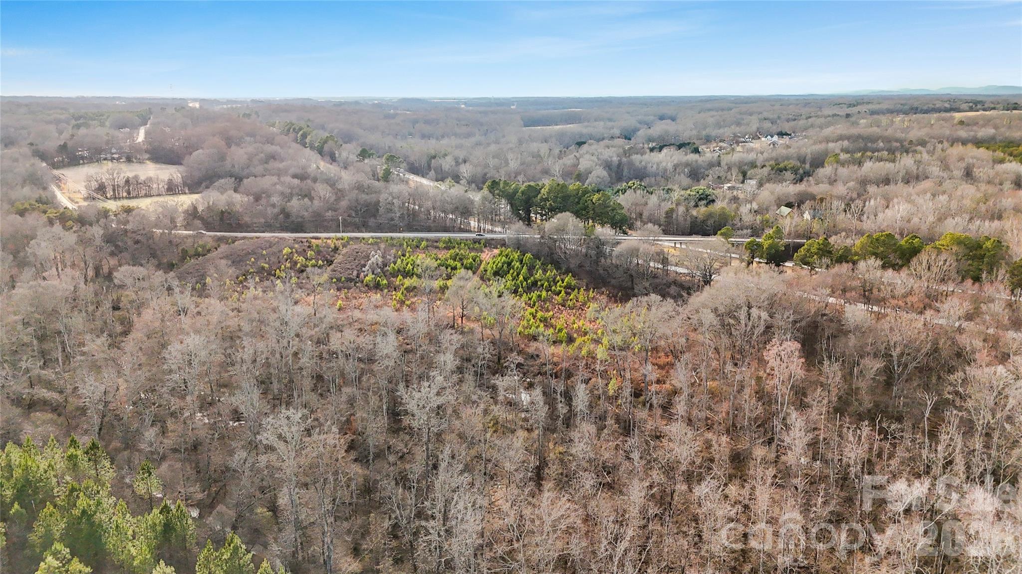000 River Hill Road Property Photo 12