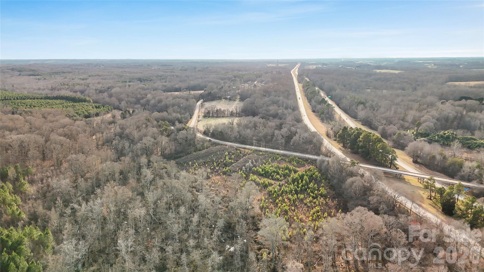 000 River Hill Road Property Photo 14