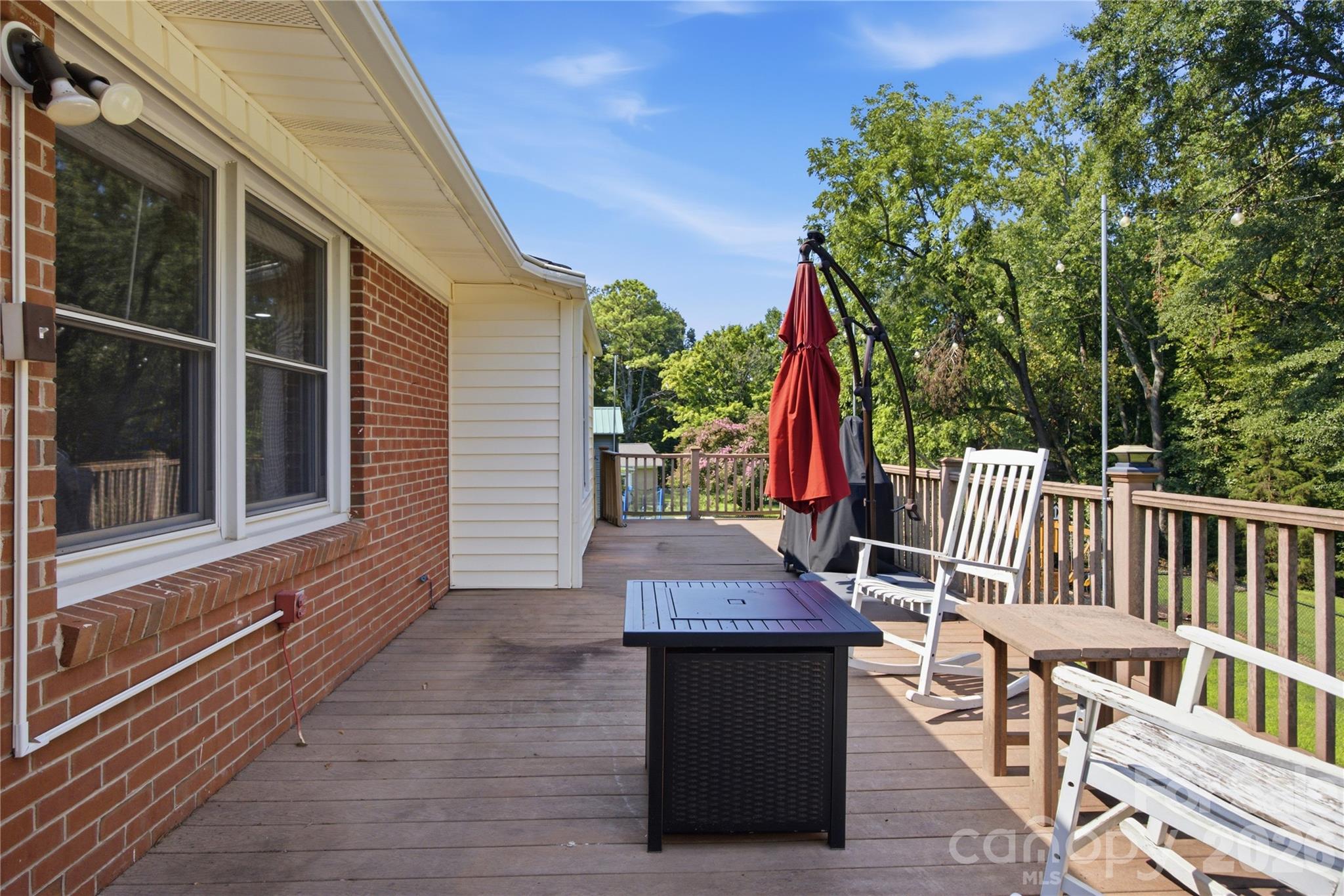 1002 Brookhaven Drive Property Photo 32